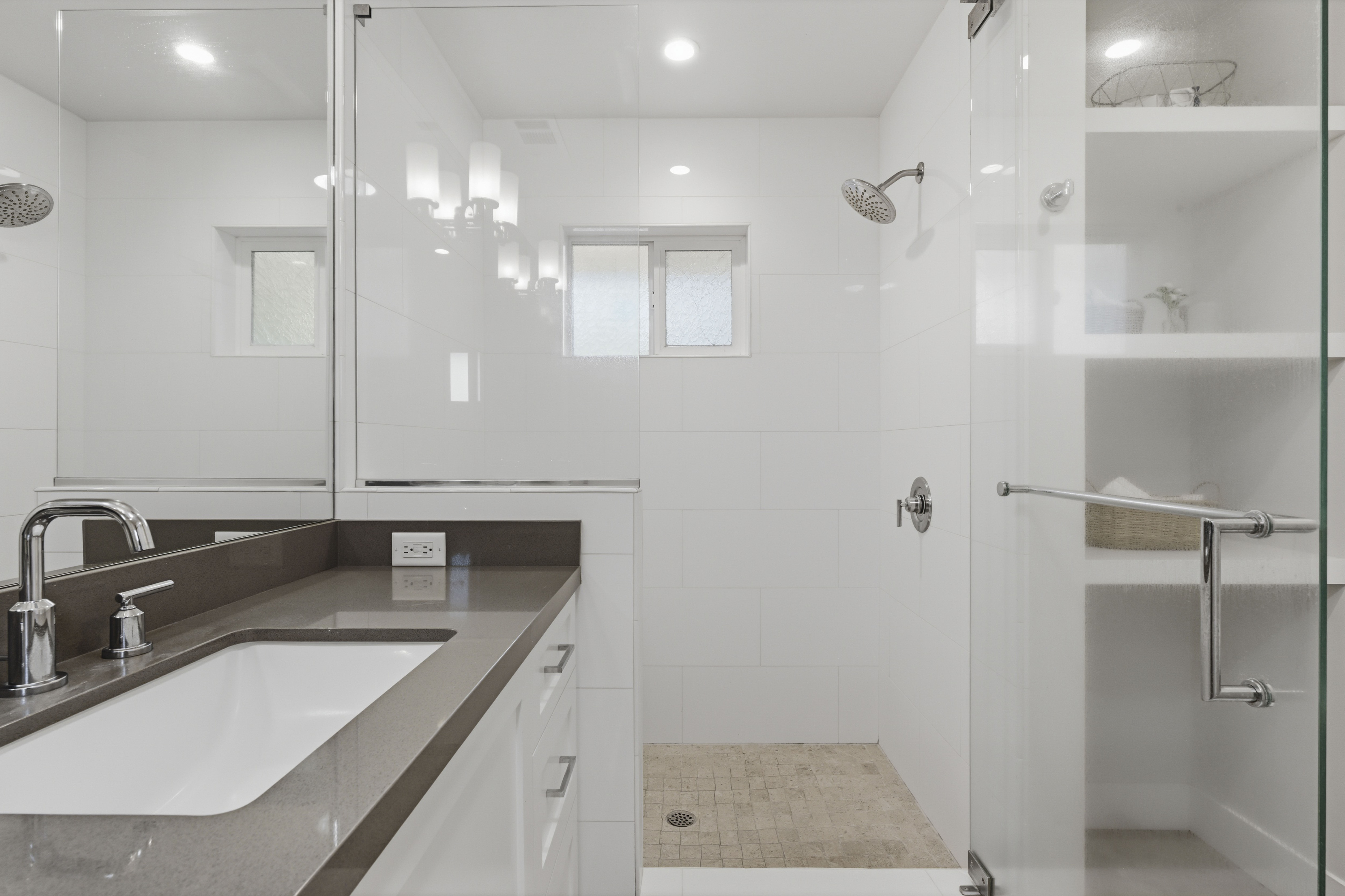  2929 Latham Drive, Sacramento, CA 95864 - 物件實景