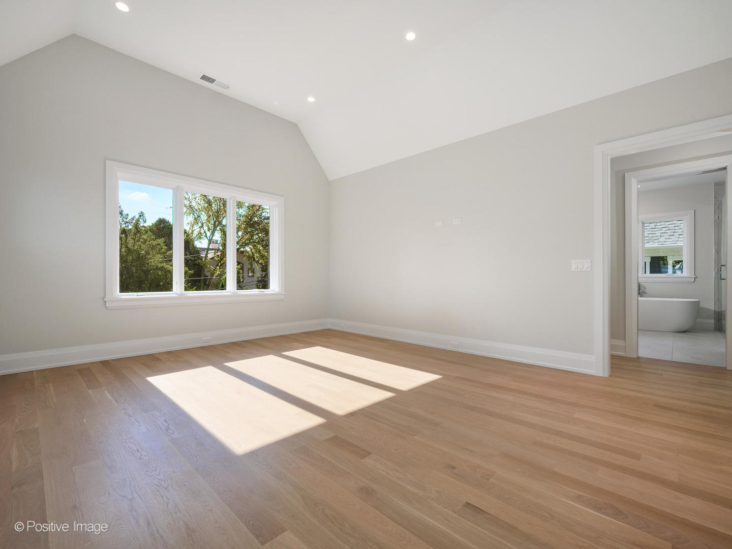 Wilmette, Illinois, 60091, United States, 5 Bedrooms Bedrooms, ,6 BathroomsBathrooms,Residential,For Sale,1987581