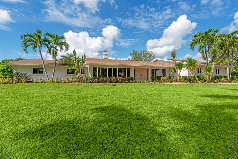 Parkland, Florida, 33067, United States, 5 Bedrooms Bedrooms, ,4 BathroomsBathrooms,Residential,For Sale,1990344