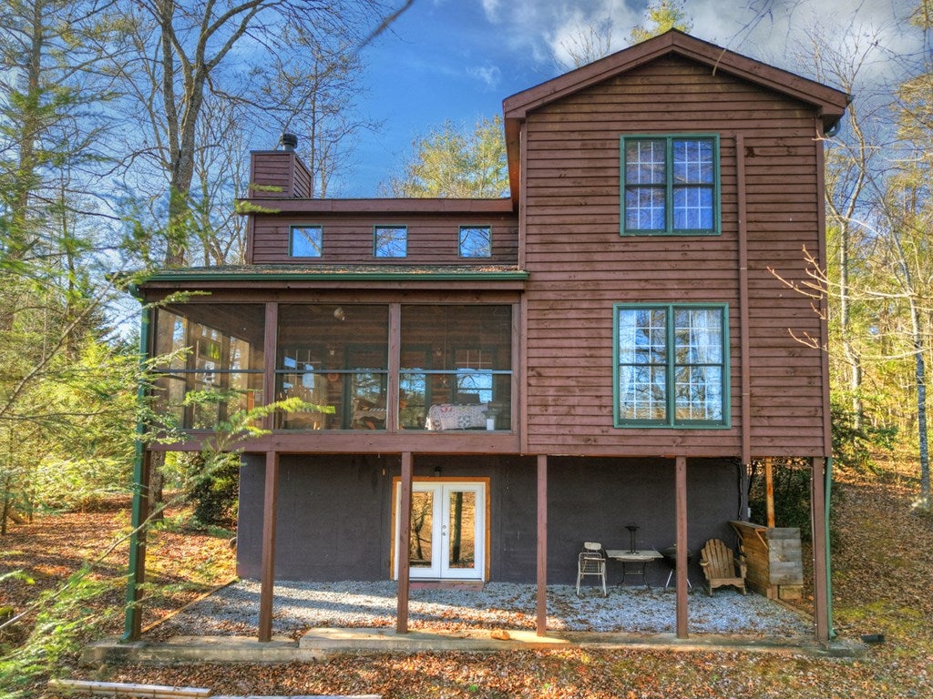 Blue Ridge, Georgia, 30513, United States, 3 Bedrooms Bedrooms, ,3 BathroomsBathrooms,Residential,For Sale,1954403