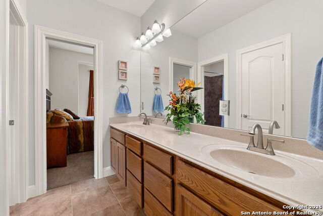 Boerne, Texas, 78006, United States, 4 Bedrooms Bedrooms, ,3 BathroomsBathrooms,Residential,For Sale,1917847