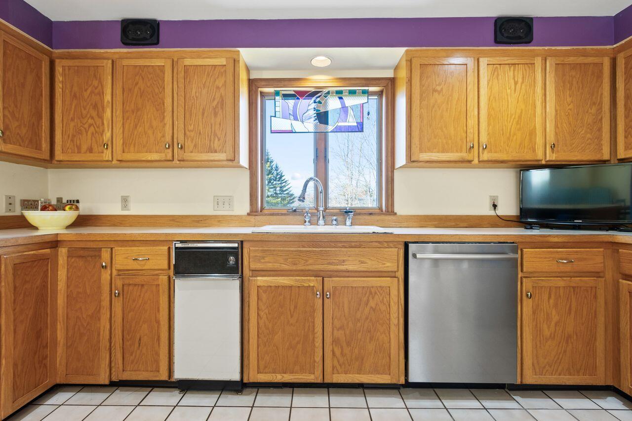 Portland, Maine, 04103, United States, 3 Bedrooms Bedrooms, ,3 BathroomsBathrooms,Residential,For Sale,1988011