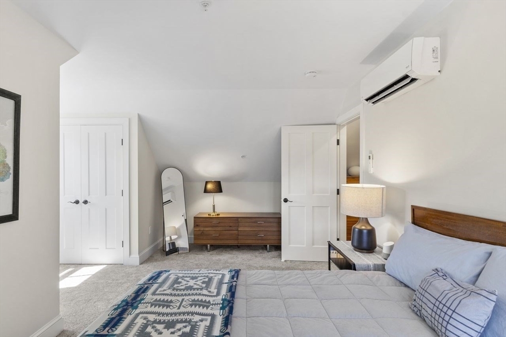 Amesbury, Massachusetts, 01913, United States, 2 Bedrooms Bedrooms, ,2 BathroomsBathrooms,Residential,For Sale,2049079