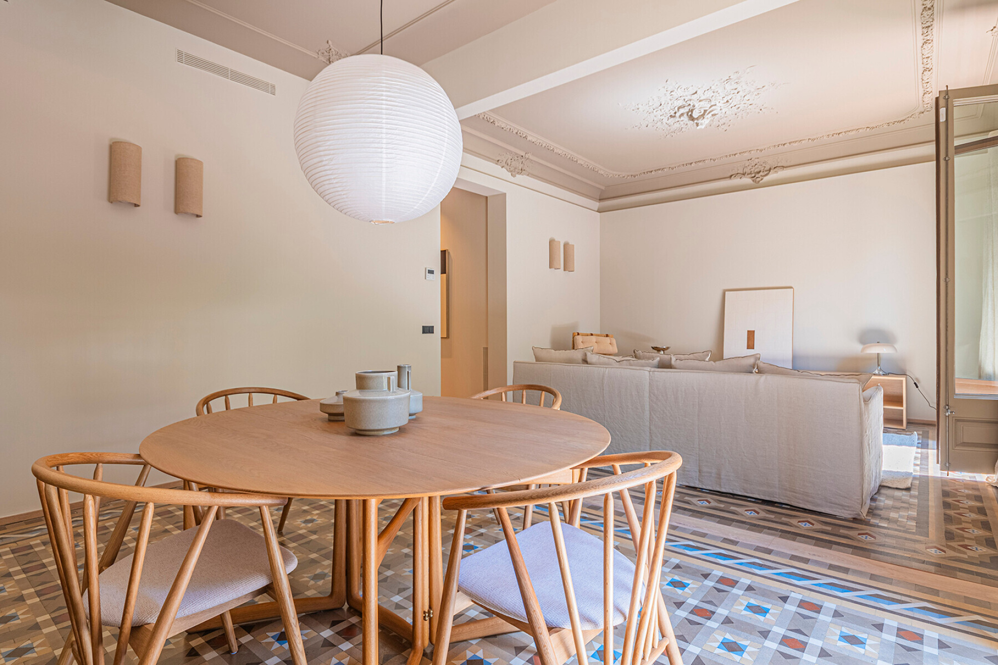  Refurbished modernist apartment in Eixample with luxury finishes - 物件實景
