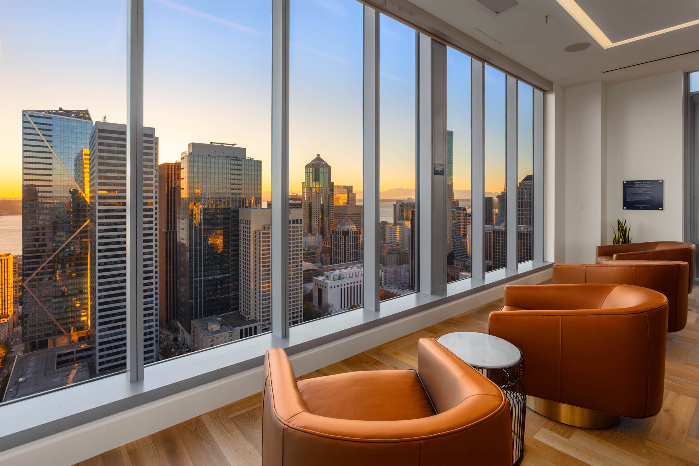  800 Columbia Street #1801 , Seattle, WA 98104 - 物件實景
