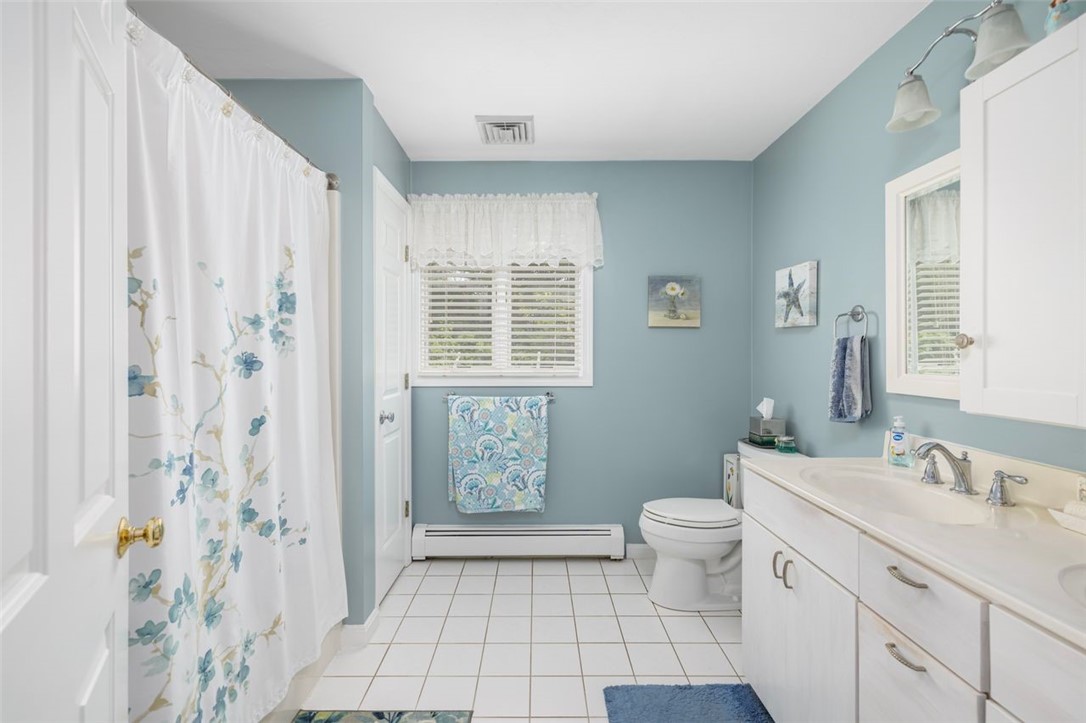 Richmond, Rhode Island, 02892, United States, 3 Bedrooms Bedrooms, ,4 BathroomsBathrooms,Residential,For Sale,1927379