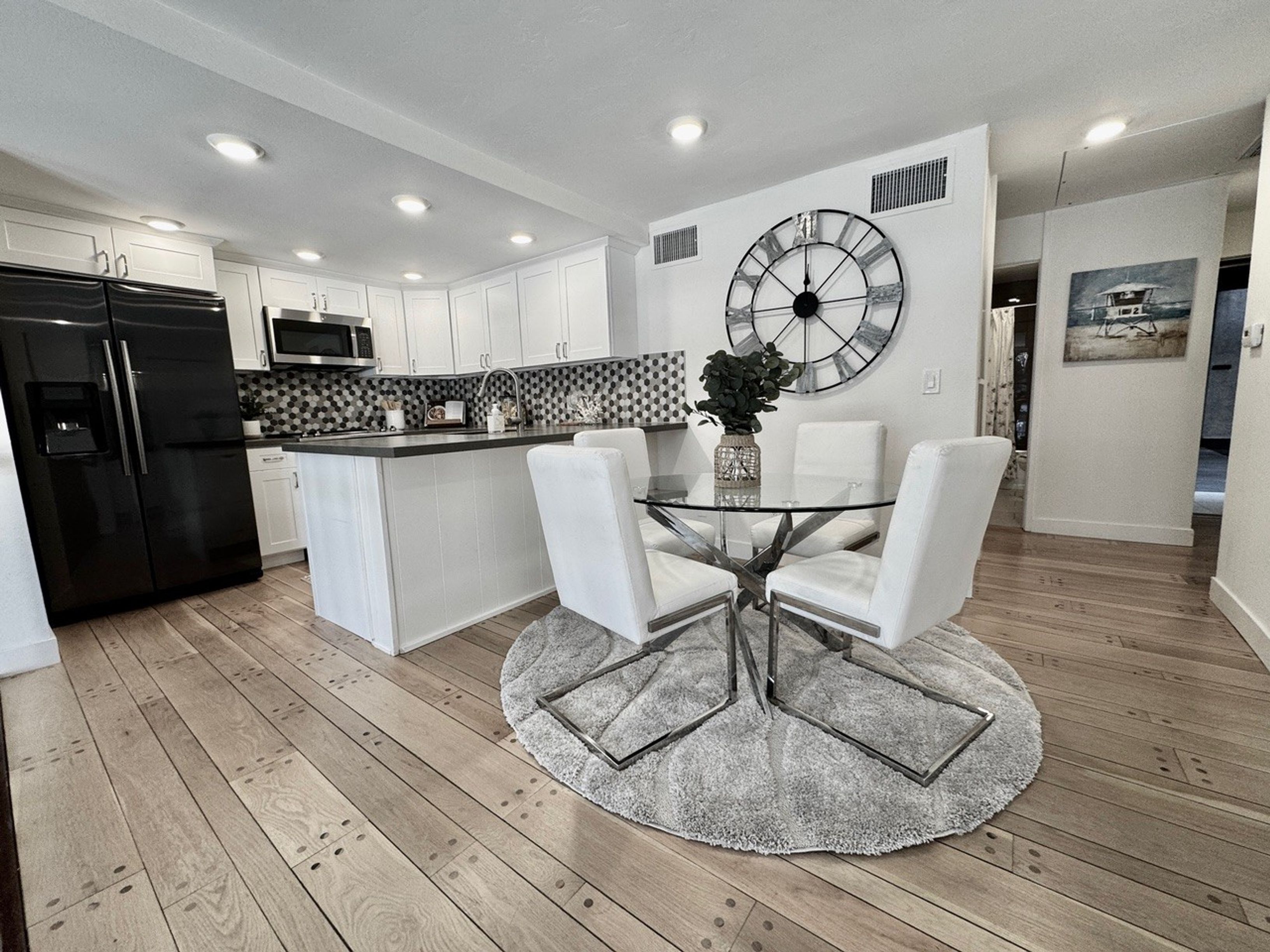  6126 Marina Pacifica Drive, Long Beach, CA 90803 - 物件實景