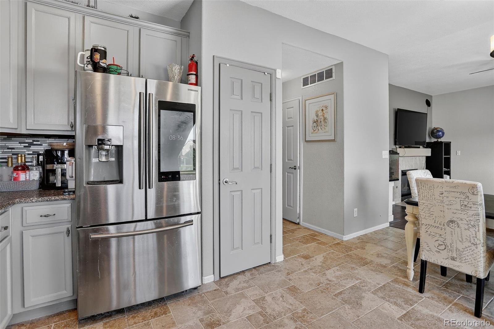 Aurora, Colorado, 80018, United States, 3 Bedrooms Bedrooms, ,3 BathroomsBathrooms,Residential,For Sale,1903575