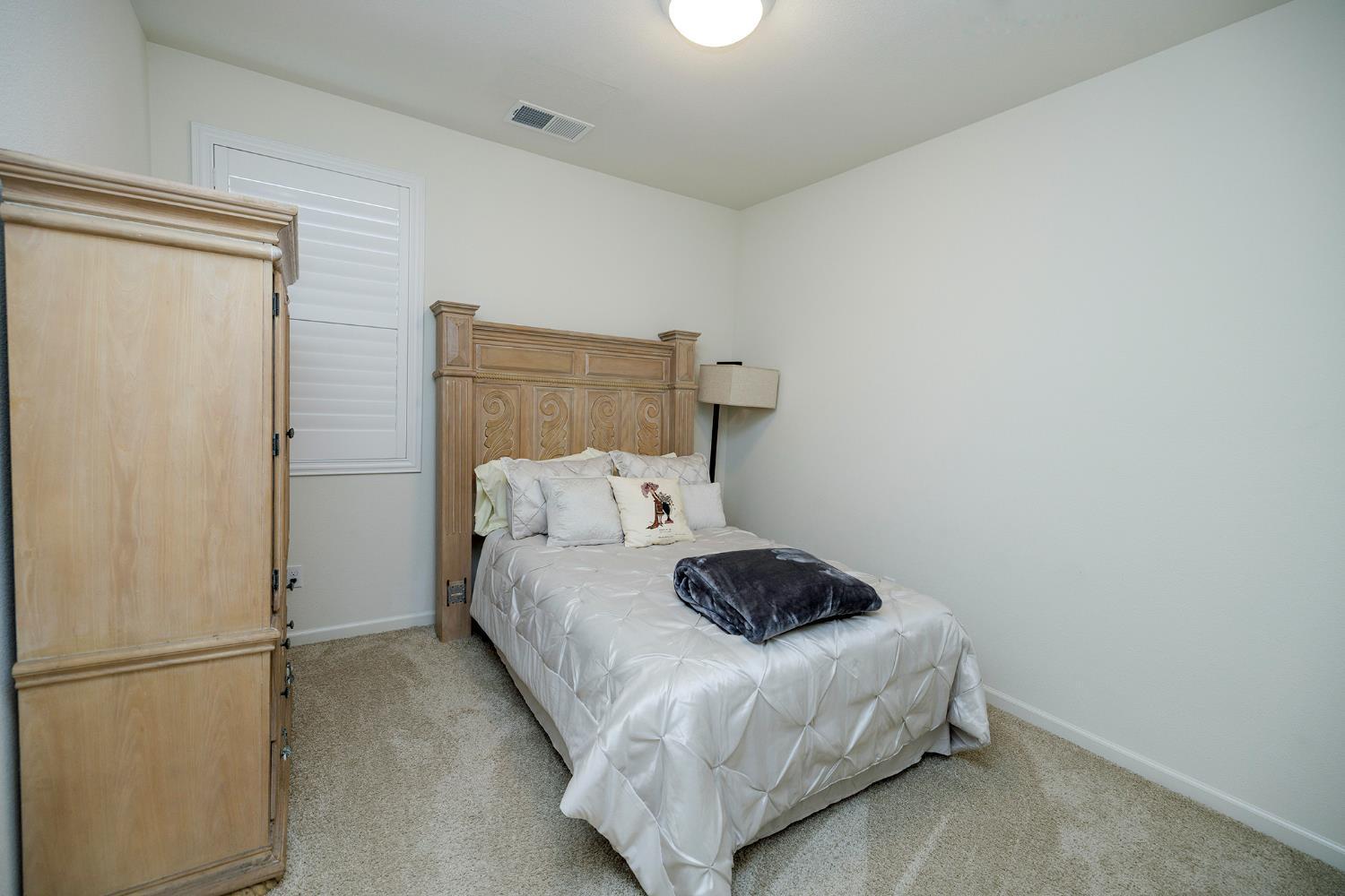 Modesto, California, 95355, United States, 3 Bedrooms Bedrooms, ,2 BathroomsBathrooms,Residential,For Sale,1998691