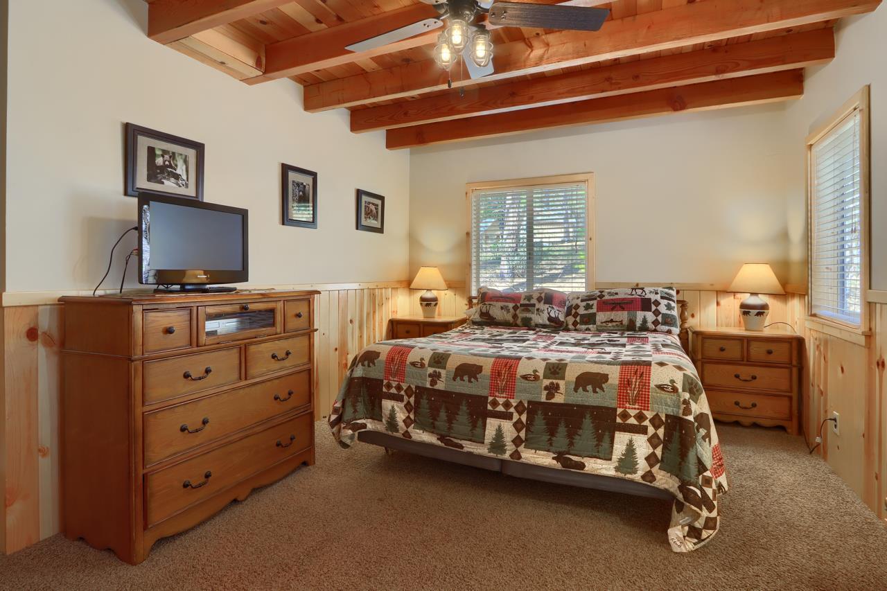 Yosemite, California, 95389, United States, 5 Bedrooms Bedrooms, ,4 BathroomsBathrooms,Residential,For Sale,2048159