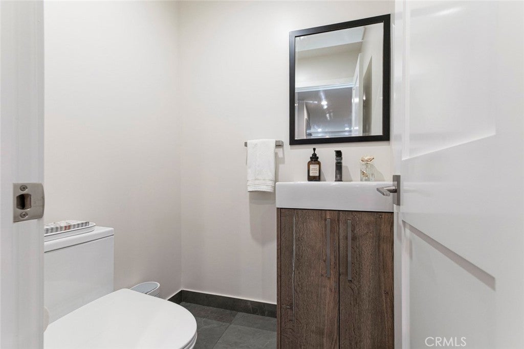 Granada Hills, California, 91344, United States, 4 Bedrooms Bedrooms, ,3 BathroomsBathrooms,Residential,For Sale,1993417