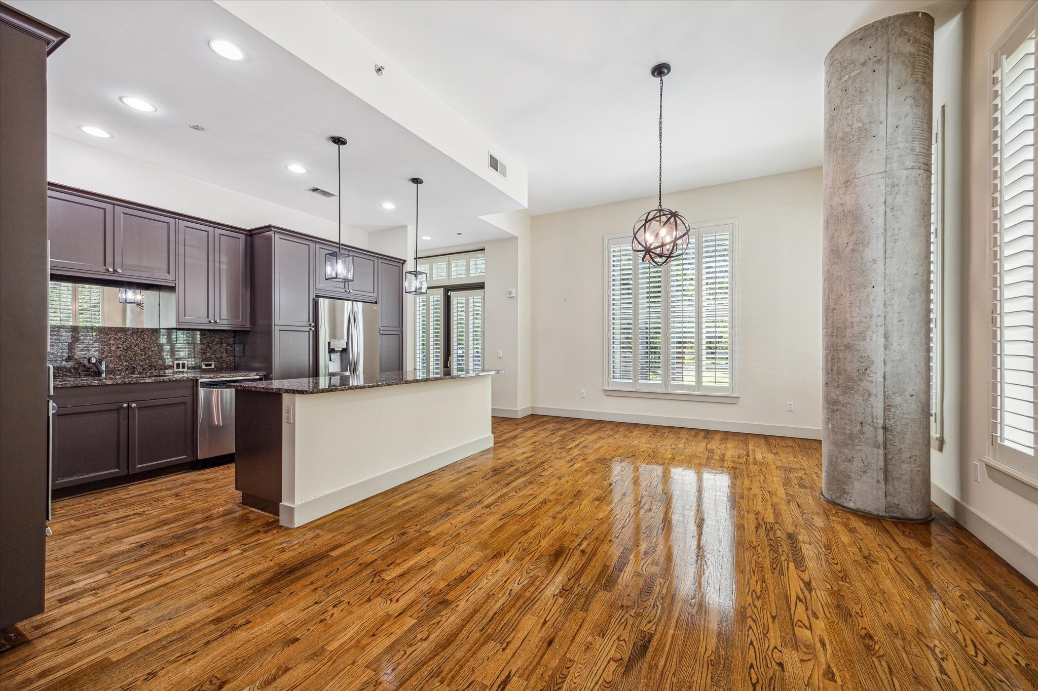  5005 Hidalgo Street #208 - 物件實景