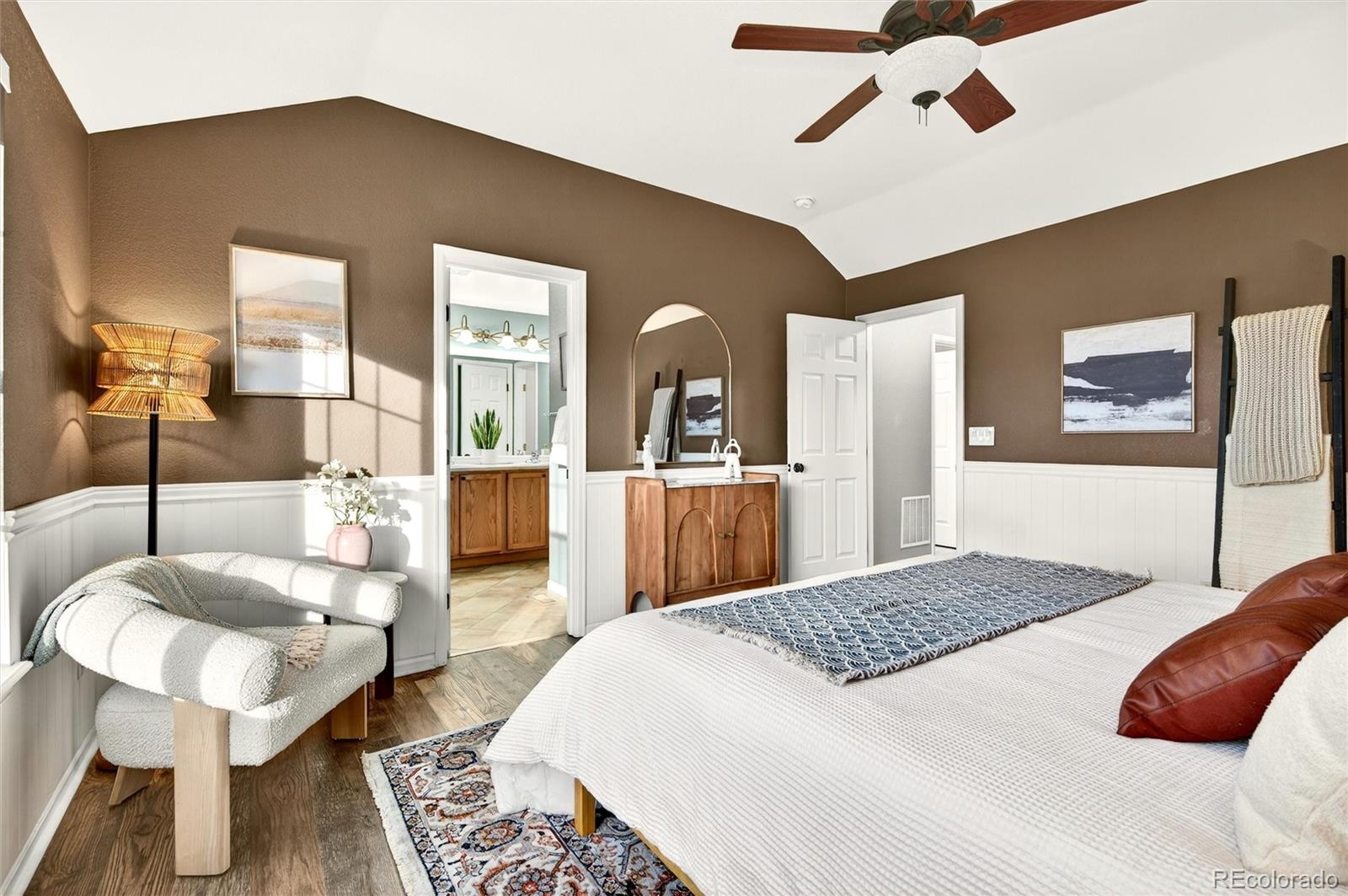 Castle Rock, Colorado, 80108, United States, 2 Bedrooms Bedrooms, ,3 BathroomsBathrooms,Residential,For Sale,1992912