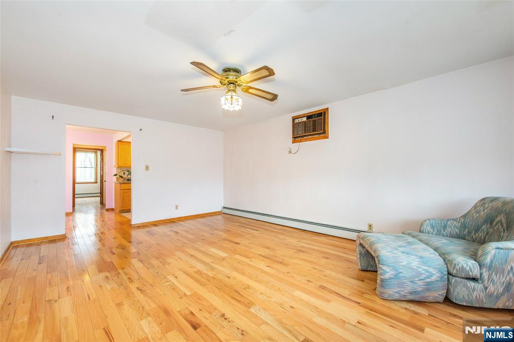 Clifton, New Jersey, 07014, United States, 5 Bedrooms Bedrooms, ,3 BathroomsBathrooms,Residential,For Sale,2000978