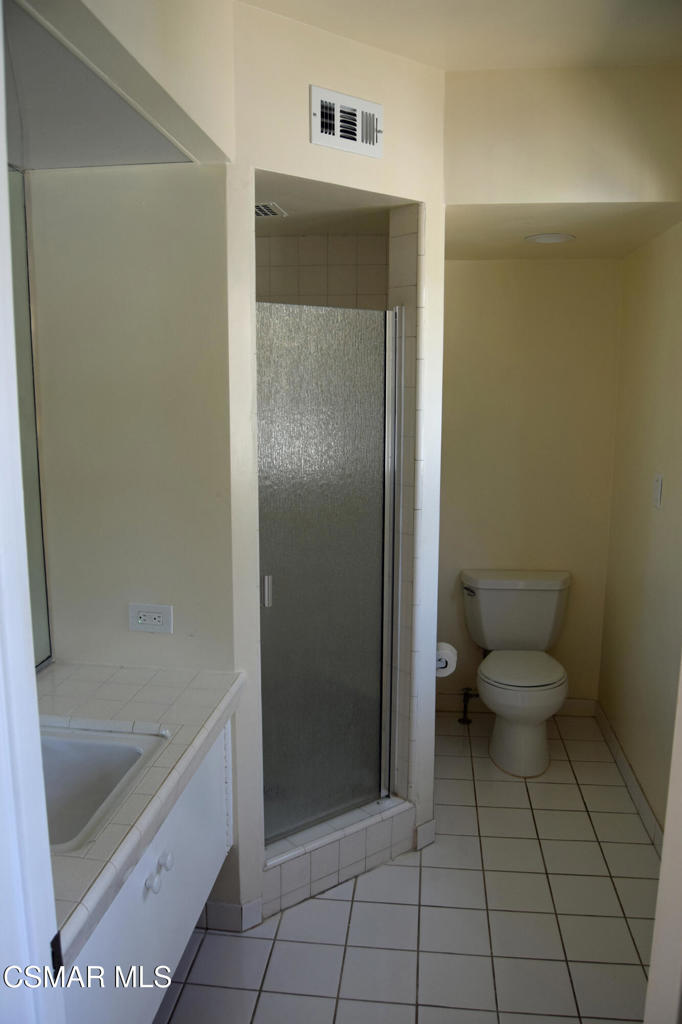 Los Angeles, California, 90034, United States, 5 Bedrooms Bedrooms, ,3 BathroomsBathrooms,Residential,For Sale,1905897