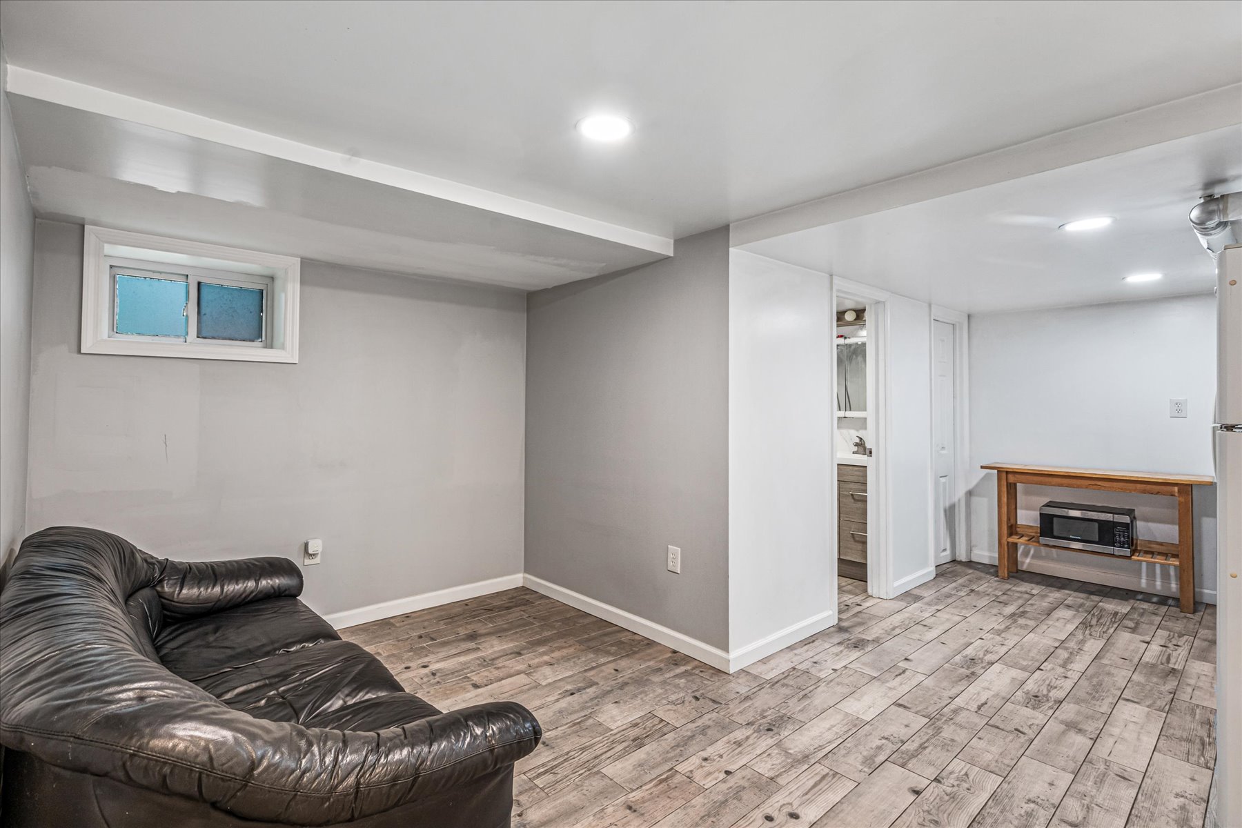  68-37 Nansen Street, Forest Hills, NY, 11375 - 物件實景