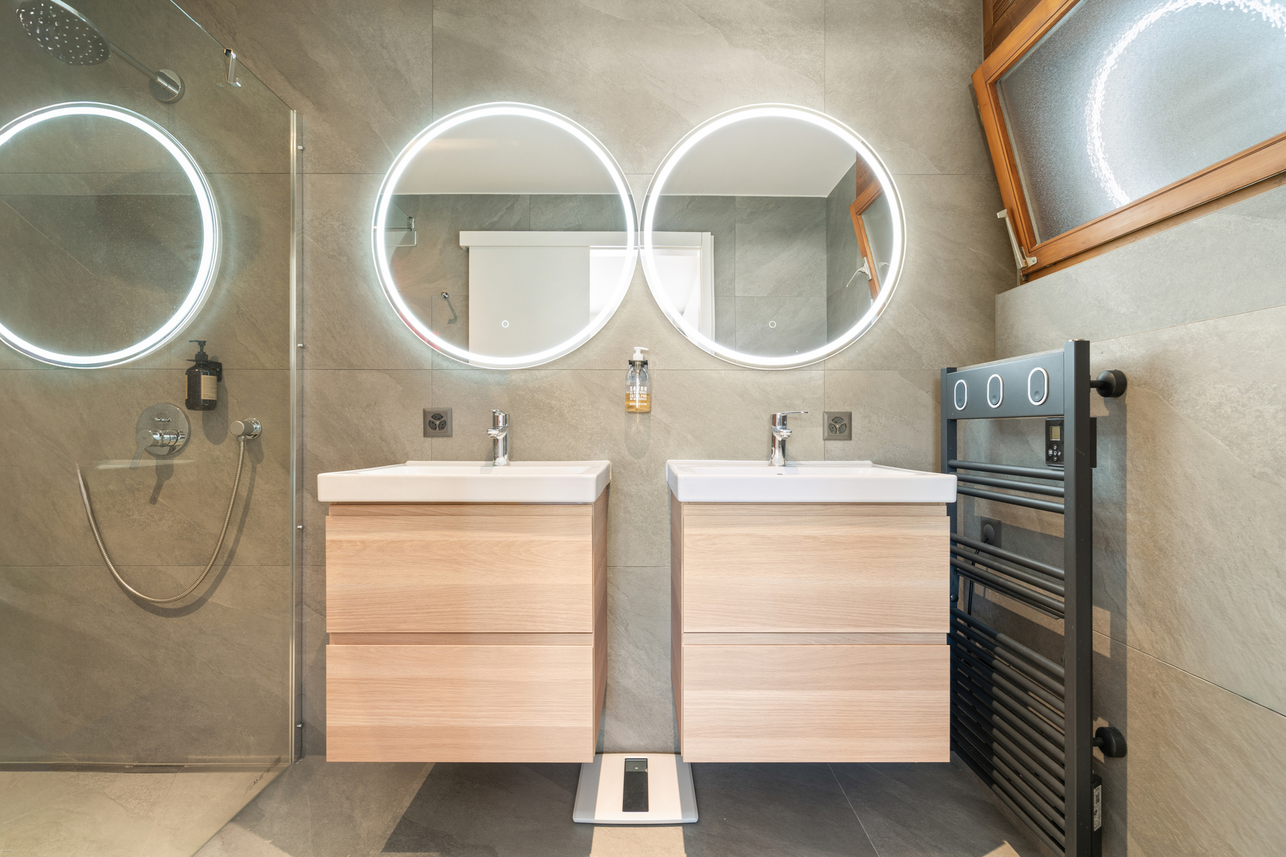  Fully renovated penthouse with a panoramic terrace and breathtaking vi - 物件實景