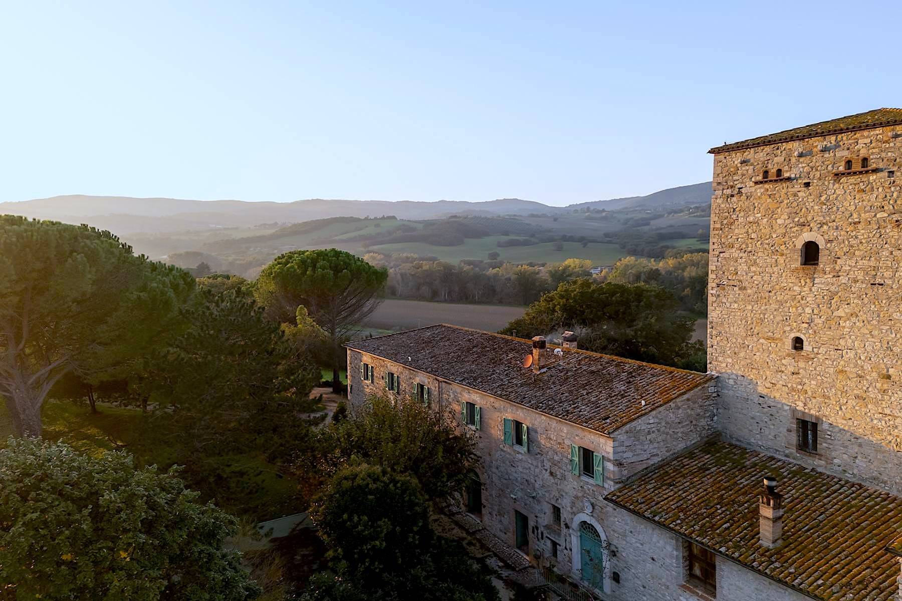  Restored country house in historic hamlet near Todi - 物件實景
