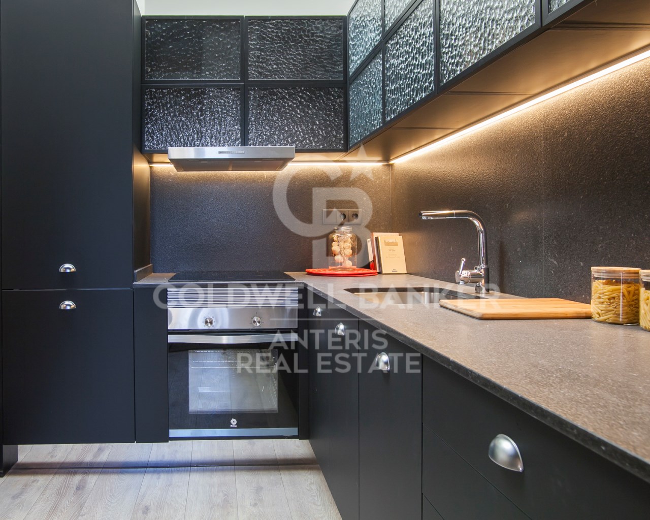 Barcelona, Barcelona, Ciutat Vella Barcelona, Barc, Barcelona, Catalonia, ES, 1 Bedroom Bedrooms, ,2 BathroomsBathrooms,Residential,For Sale,Barcelona, Barcelona, Ciutat Vella Barcelona, Barc,1625743