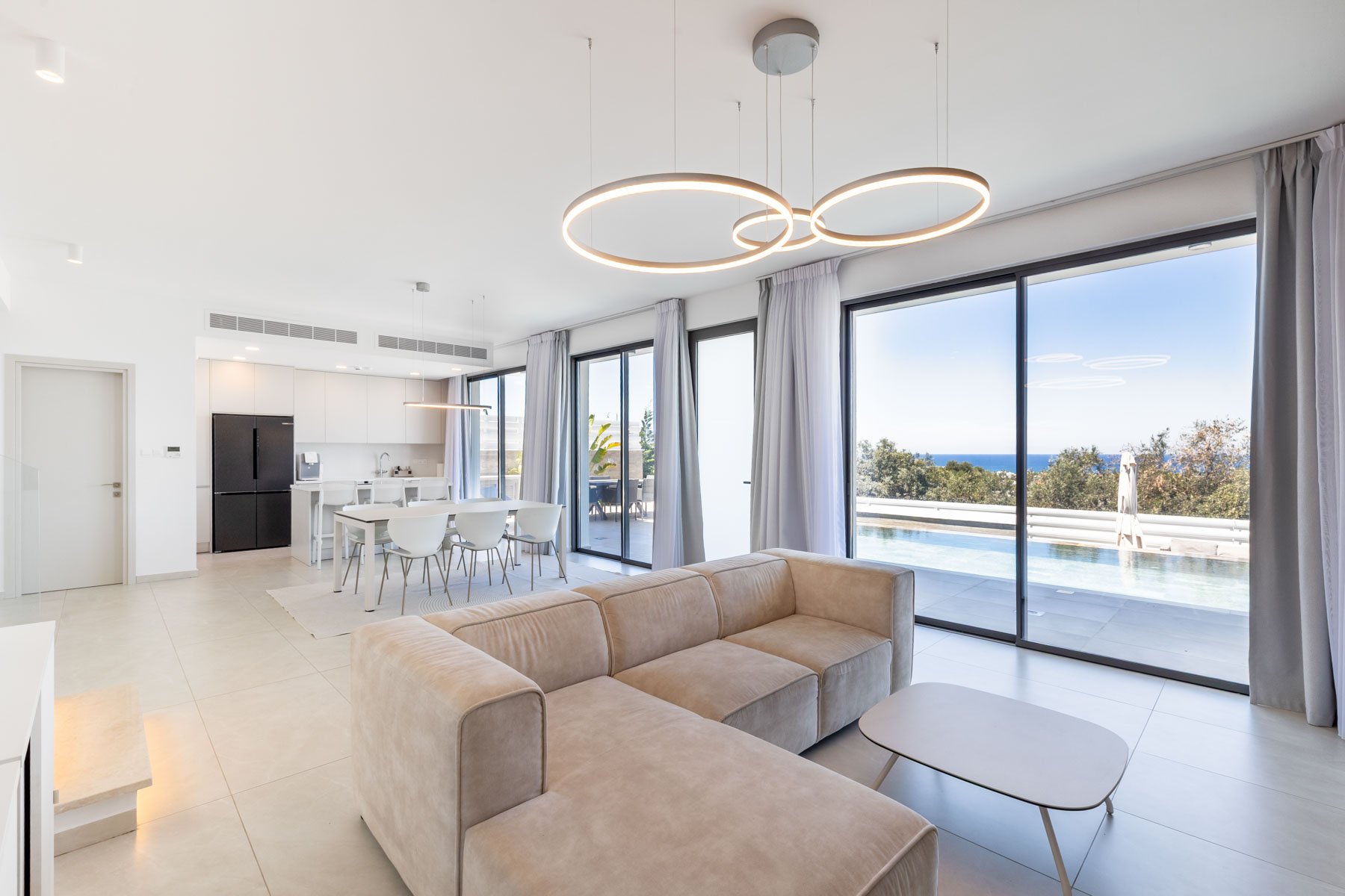  3-Bedroom Sea View Villa with Private Pool in Chloraka, Pafos - 物件實景