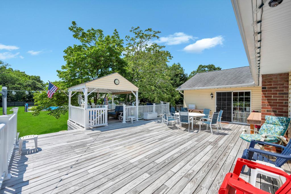 Islip Terrace, New York, 11752, United States, 3 Bedrooms Bedrooms, ,3 BathroomsBathrooms,Residential,For Sale,1898888