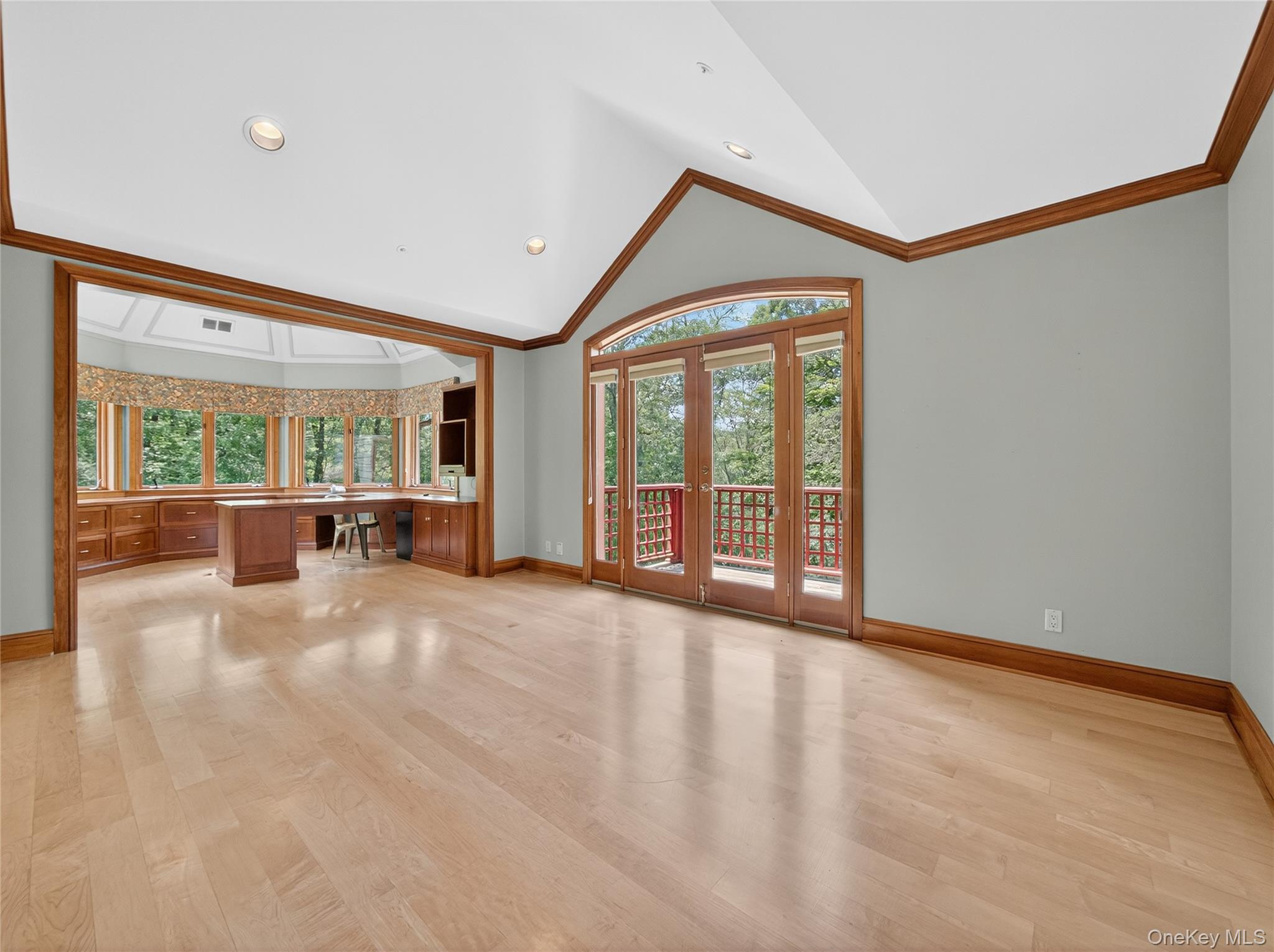 Sloatsburg, New York, 10974, United States, 5 Bedrooms Bedrooms, ,5 BathroomsBathrooms,Residential,For Sale,1982230