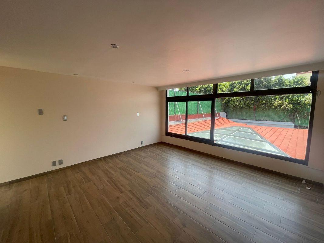 Mariano Azuela, Naucalpan de Juárez, Estado de México, 53100, Mexico, 4 Bedrooms Bedrooms, ,4 BathroomsBathrooms,Residential,For Sale,Mariano Azuela,1626519