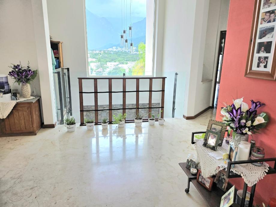 Monterrey, Nuevo León, 64989, Mexico, 3 Bedrooms Bedrooms, ,4 BathroomsBathrooms,Residential,For Sale,1918483