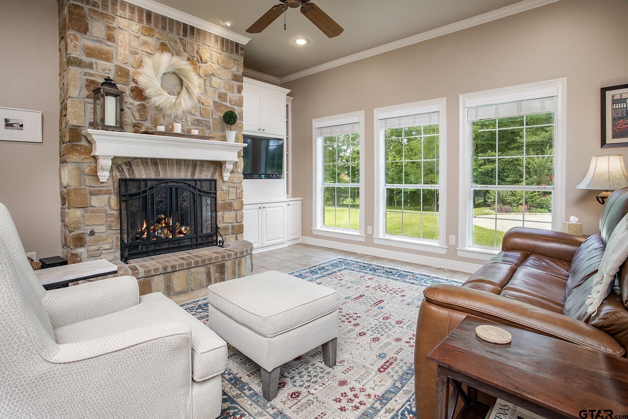 Flint, Texas, 75762, United States, 4 Bedrooms Bedrooms, ,3 BathroomsBathrooms,Residential,For Sale,1857691