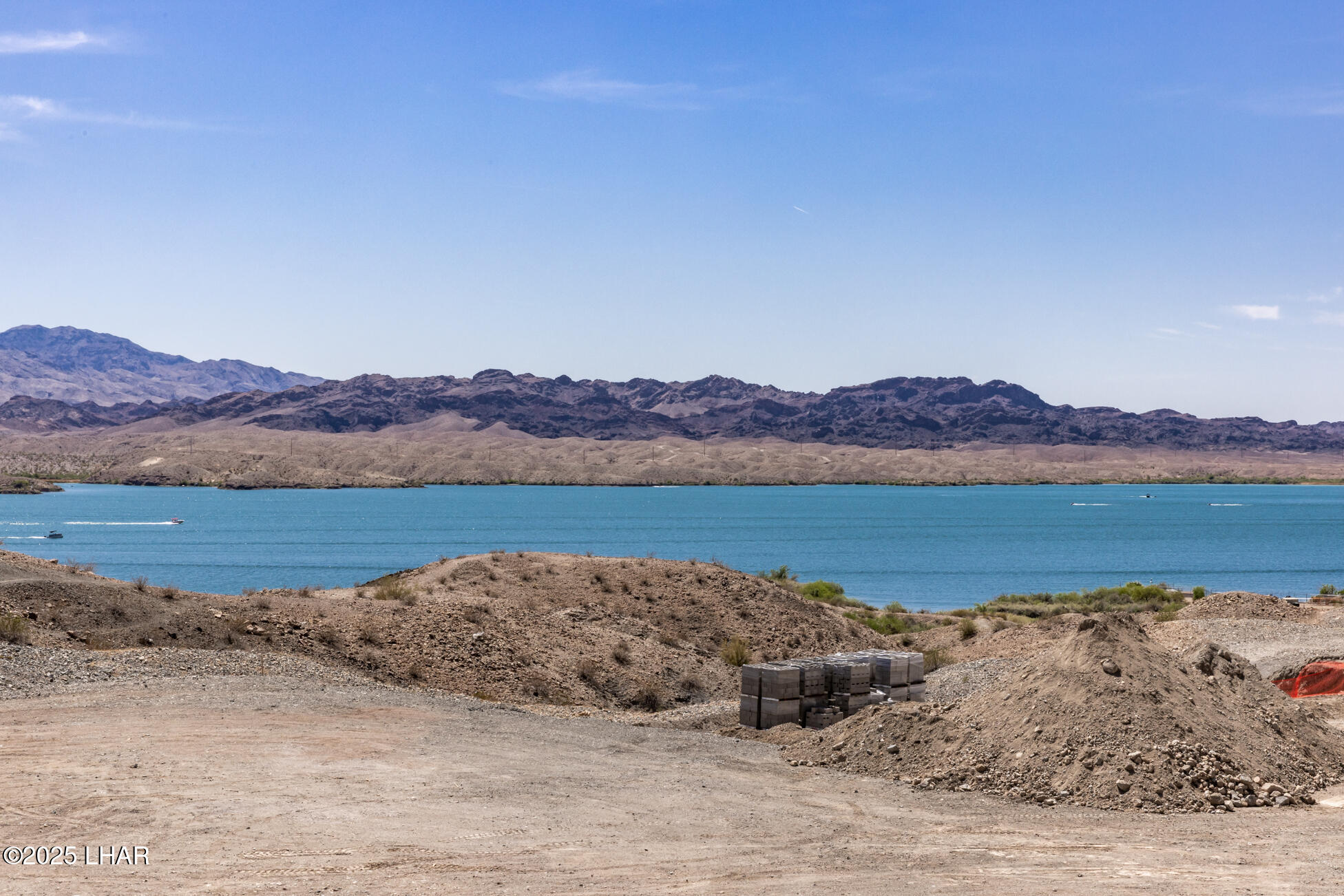Lake Havasu City, Arizona, 86406, United States, 6 Bedrooms Bedrooms, ,3 BathroomsBathrooms,Residential,For Sale,1766228