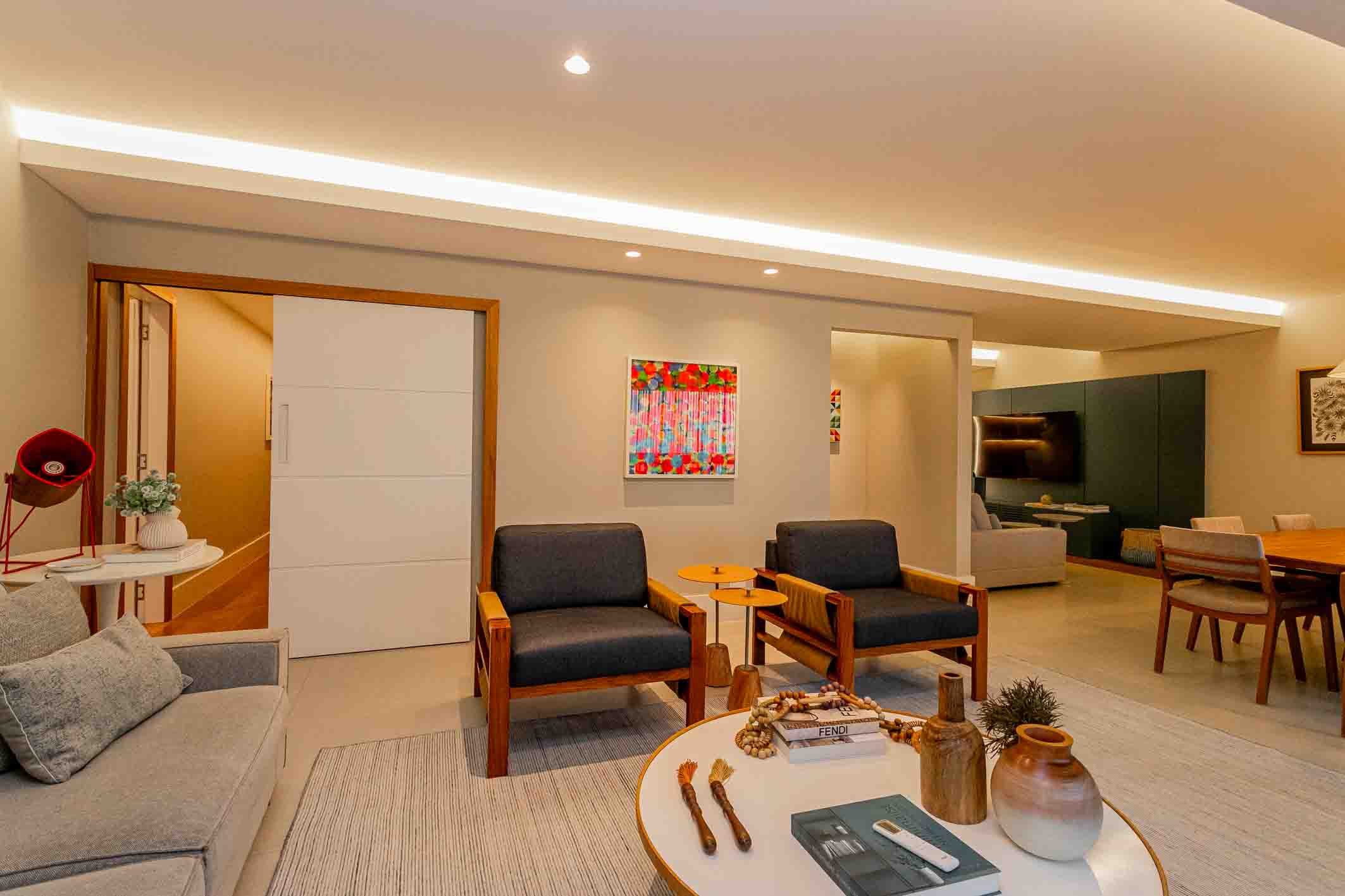  Renovated three-suite apartment in a prime residential location - 物件實景