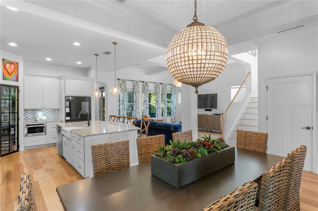 Lithia, Florida, 33547, United States, 5 Bedrooms Bedrooms, ,4 BathroomsBathrooms,Residential,For Sale,1997364