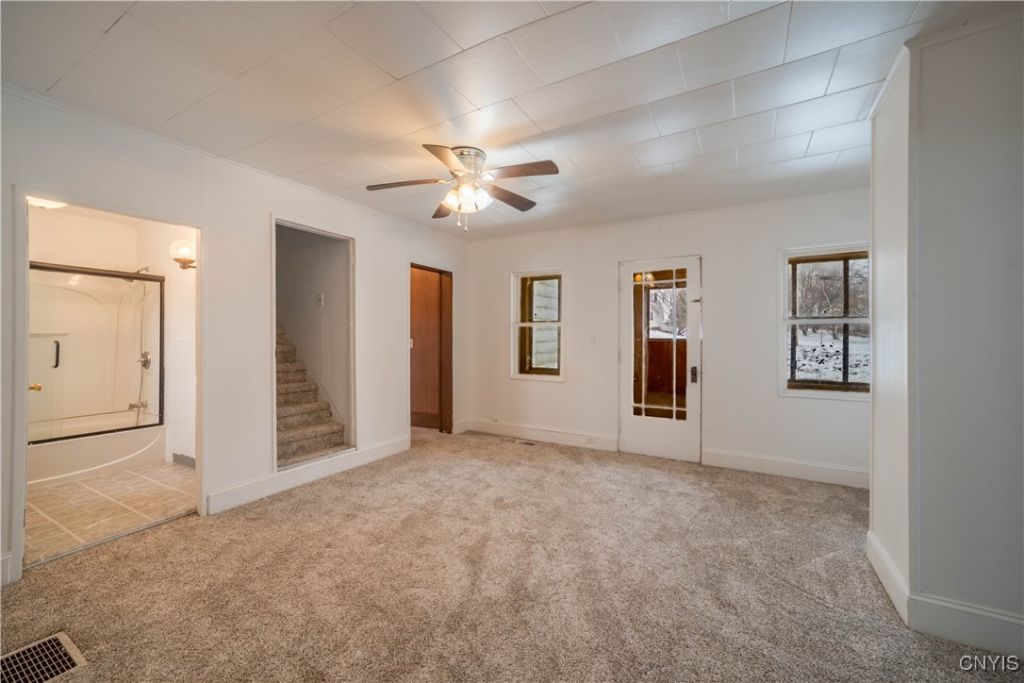 Pompey, New York, 13084, United States, 5 Bedrooms Bedrooms, ,2 BathroomsBathrooms,Residential,For Sale,1993406