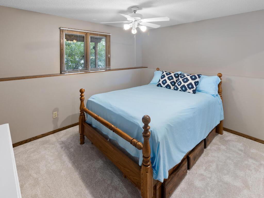 Maple Grove, Minnesota, 55369, United States, 5 Bedrooms Bedrooms, ,1 BathroomBathrooms,Residential,For Sale,1941602