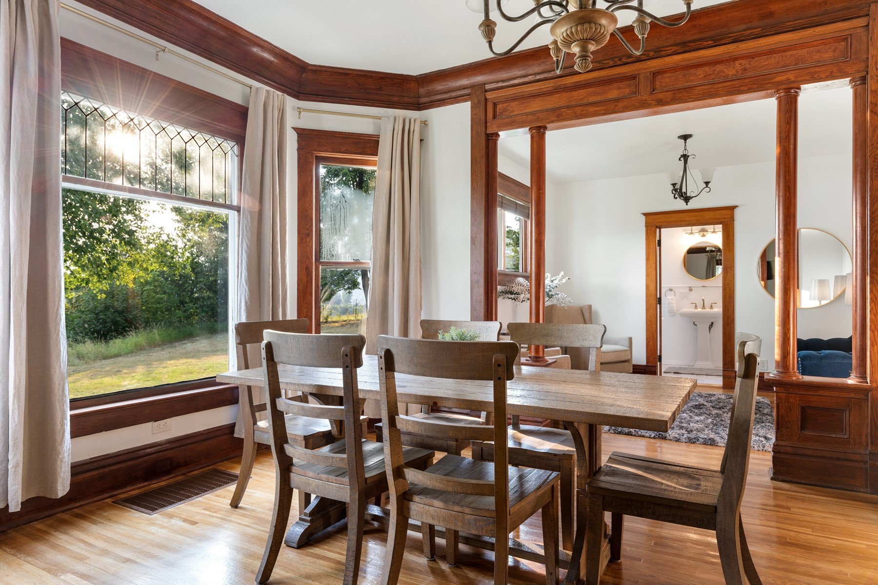  Historic Home with Stunning Views - 物件實景