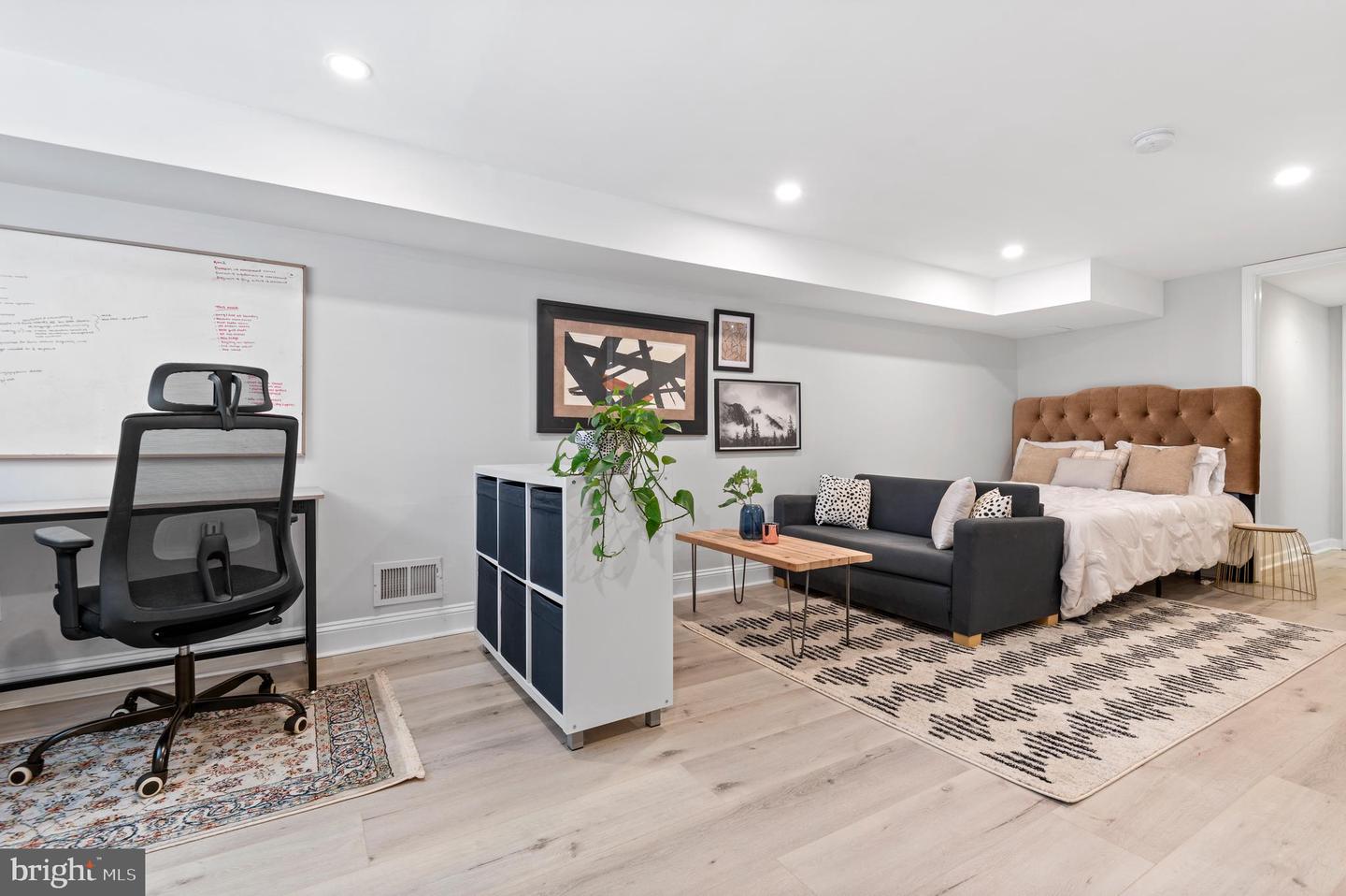 Baltimore, Maryland, 21224, United States, 3 Bedrooms Bedrooms, ,3 BathroomsBathrooms,Residential,For Sale,1939633