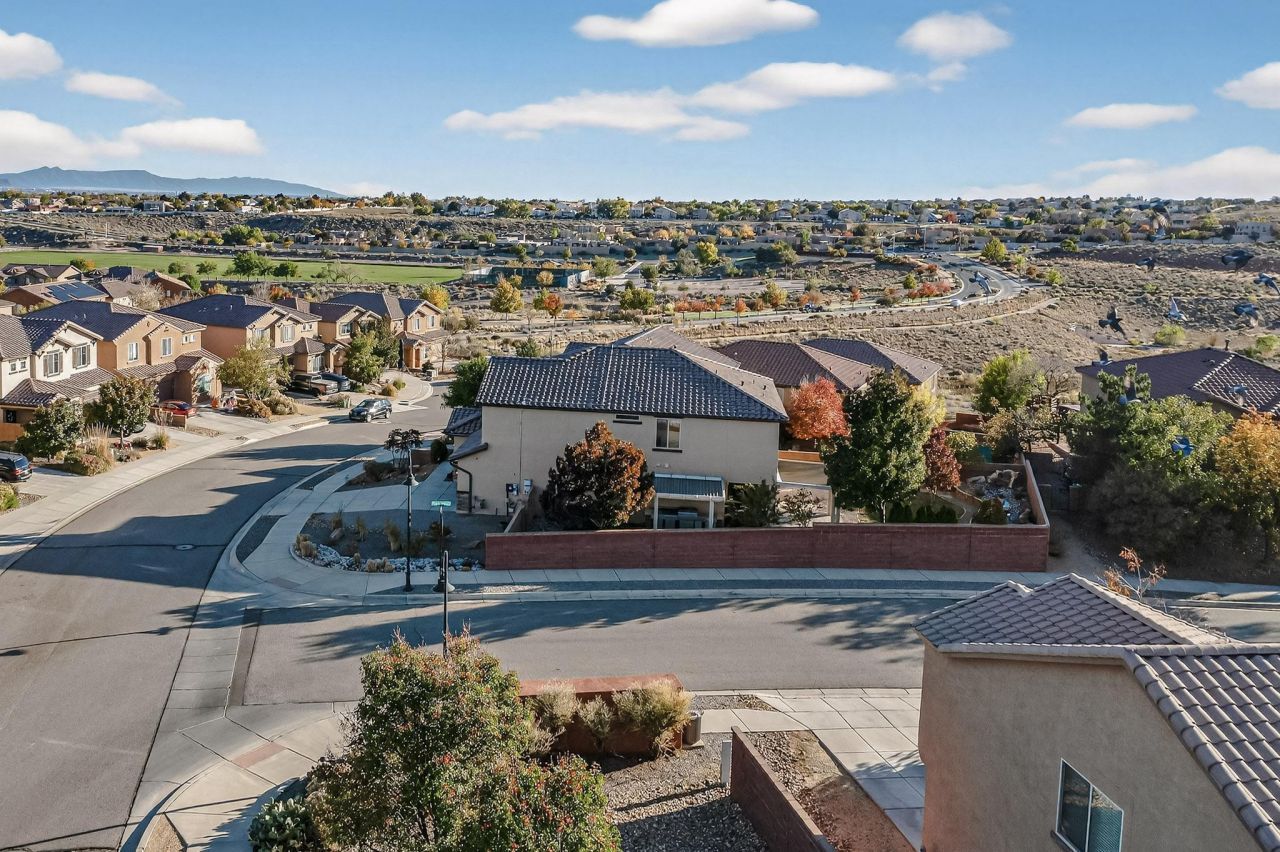 Rio Rancho, New Mexico, 87124, United States, 5 Bedrooms Bedrooms, ,3 BathroomsBathrooms,Residential,For Sale,1991836