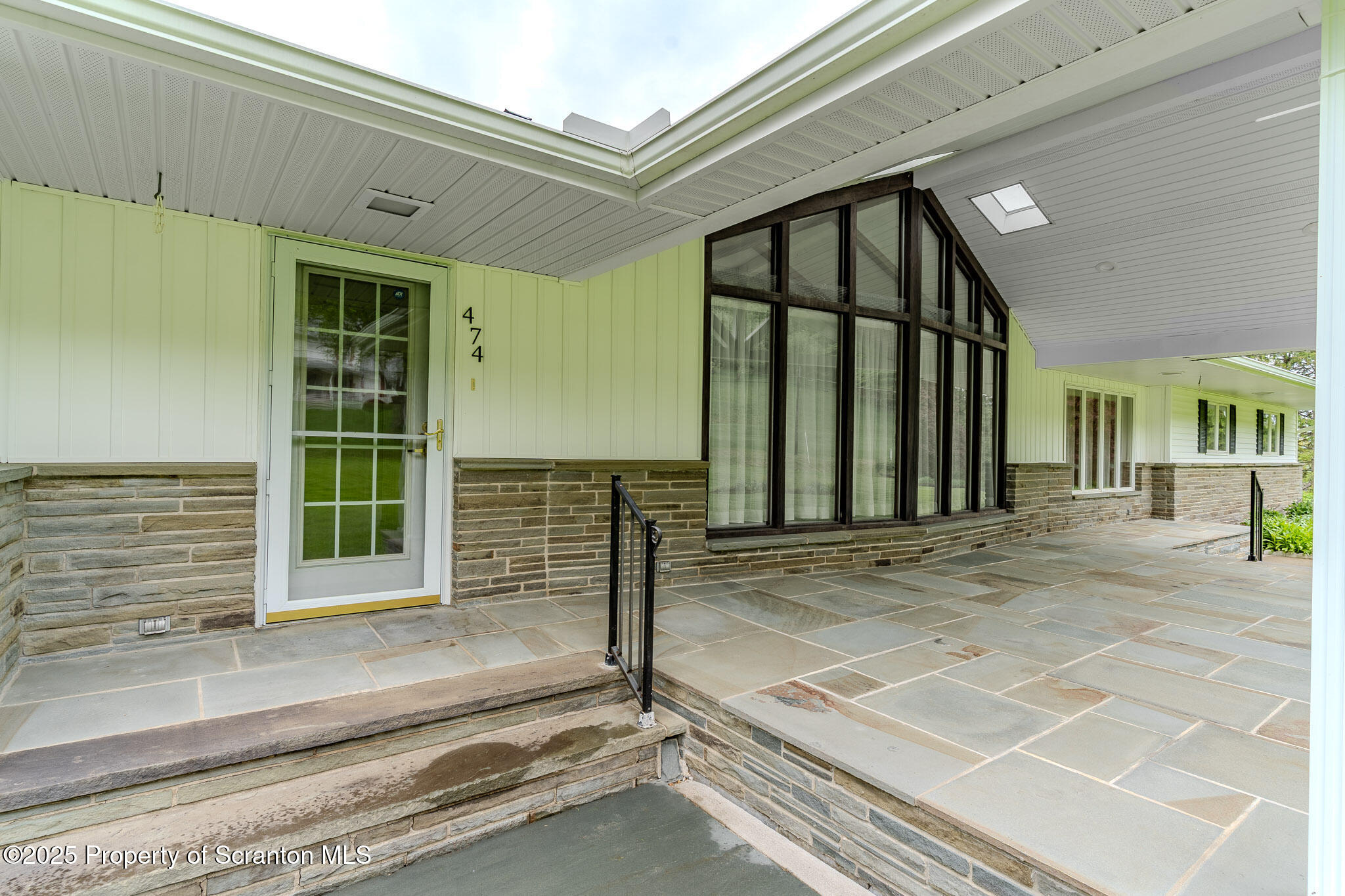 New Milford, Pennsylvania, 18834, United States, 4 Bedrooms Bedrooms, ,4 BathroomsBathrooms,Residential,For Sale,1837869