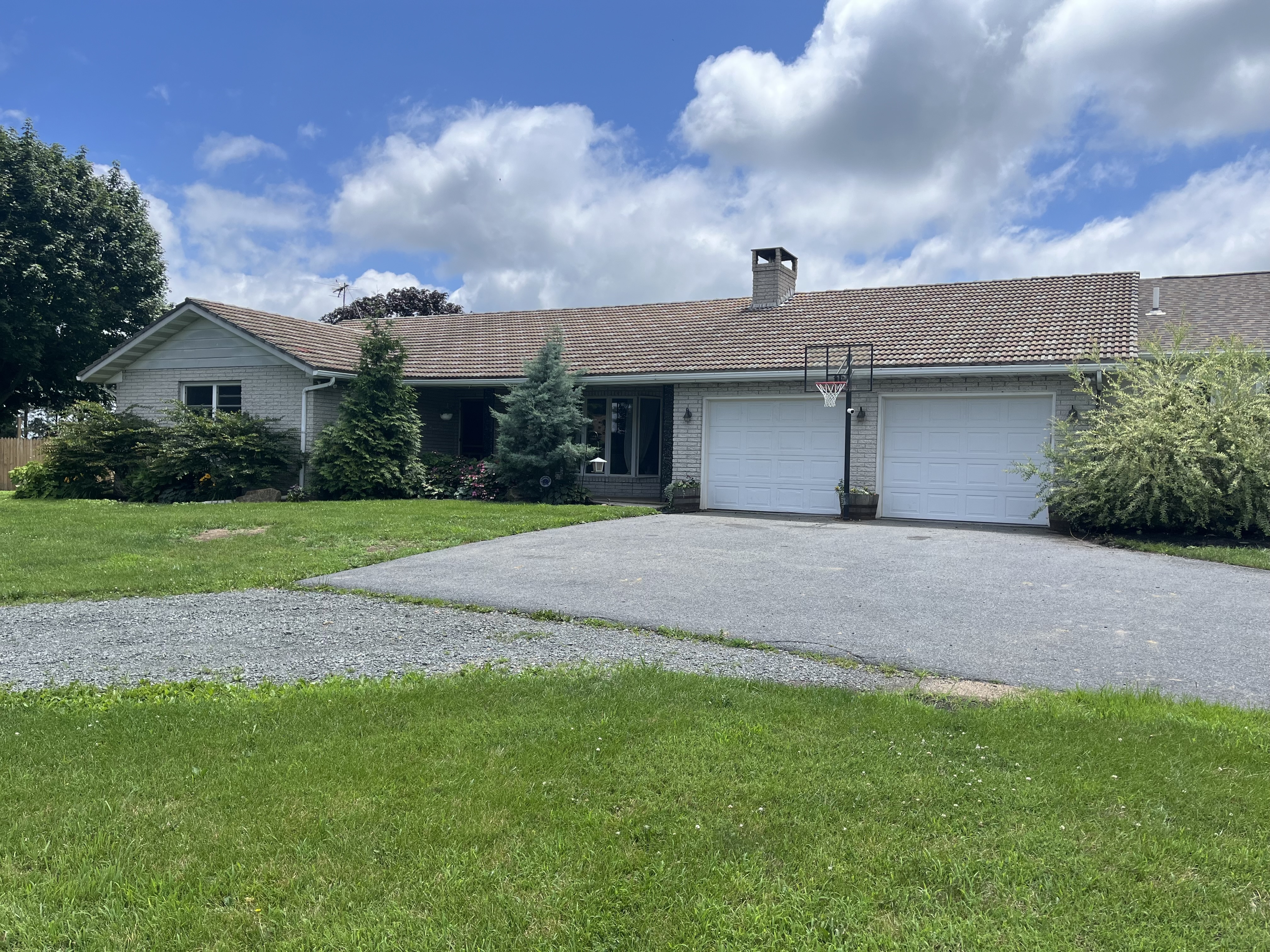 Reading, Pennsylvania, 19606, United States, 4 Bedrooms Bedrooms, ,3 BathroomsBathrooms,Residential,For Sale,1979384