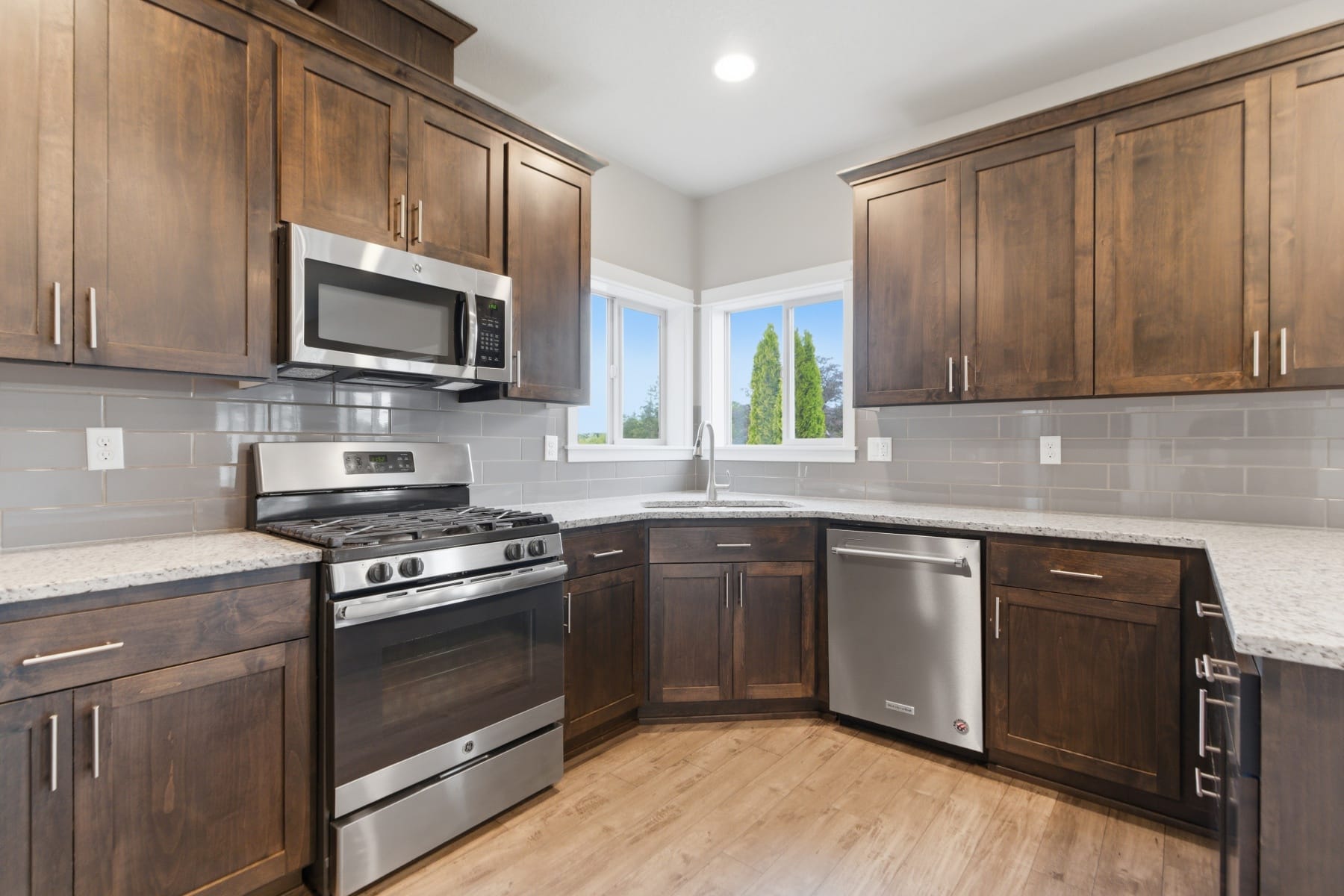  3091 NE HIDDEN MEADOW DR McMinnville, OR 97128 - 物件實景