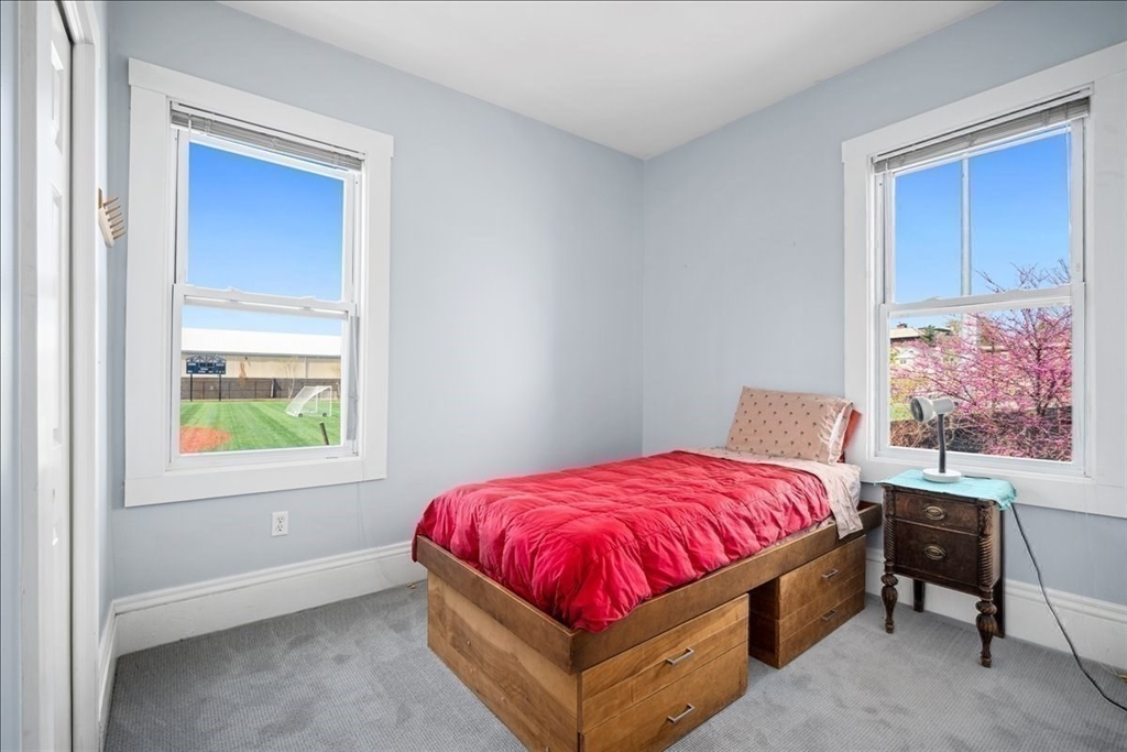 Somerville, Massachusetts, 02143, United States, 2 Bedrooms Bedrooms, ,1 BathroomBathrooms,Residential,For Sale,2041869