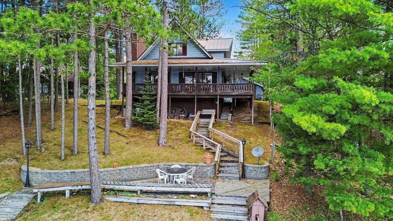 Harrison, Michigan, 48625, United States, 4 Bedrooms Bedrooms, ,2 BathroomsBathrooms,Residential,For Sale,2048024