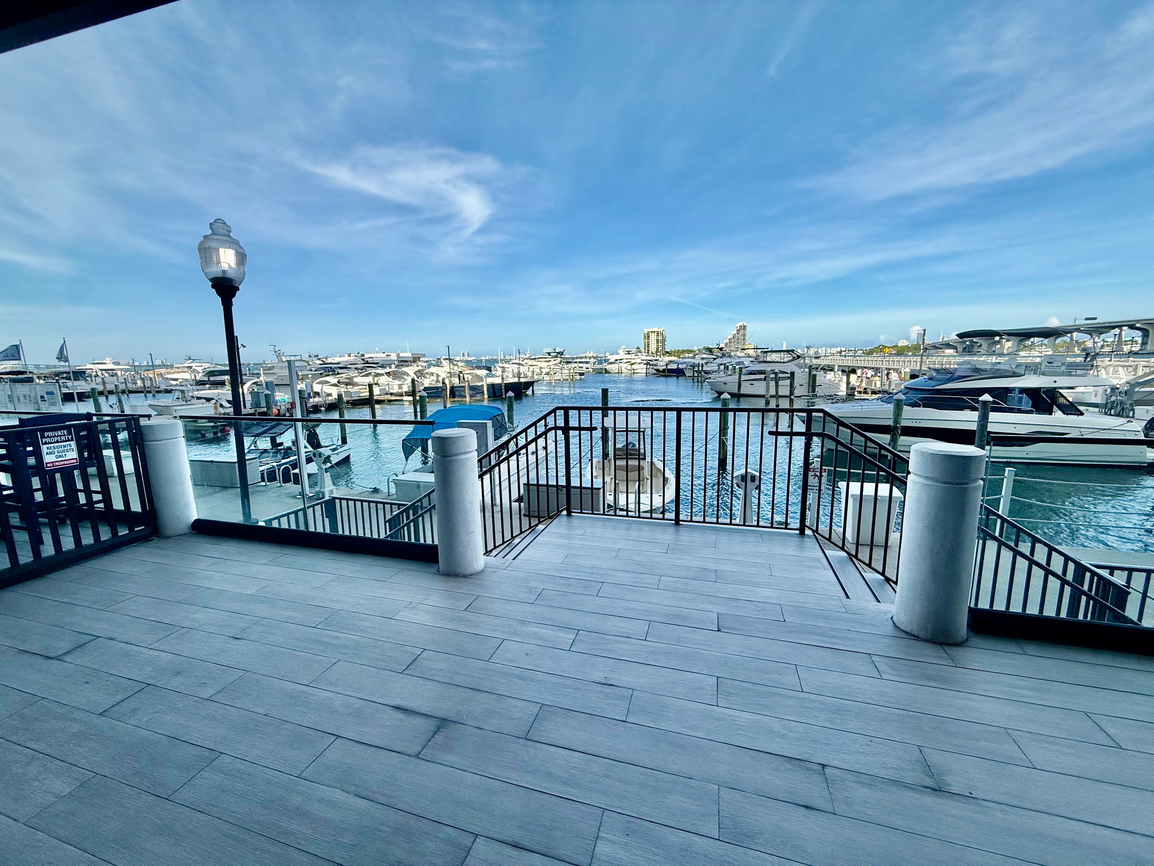  555 NE 15th St, Miami, FL, 33132 - 物件實景