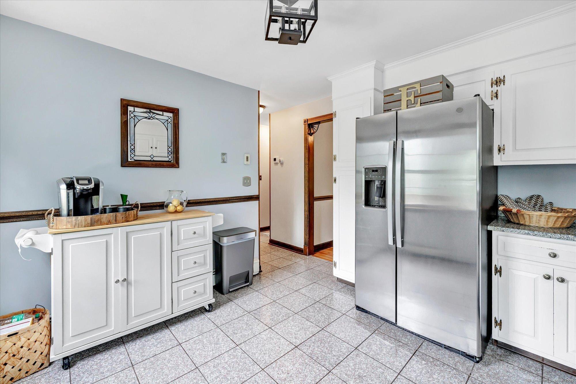 Monroe, Connecticut, 06468, United States, 3 Bedrooms Bedrooms, ,3 BathroomsBathrooms,Residential,For Sale,1872282