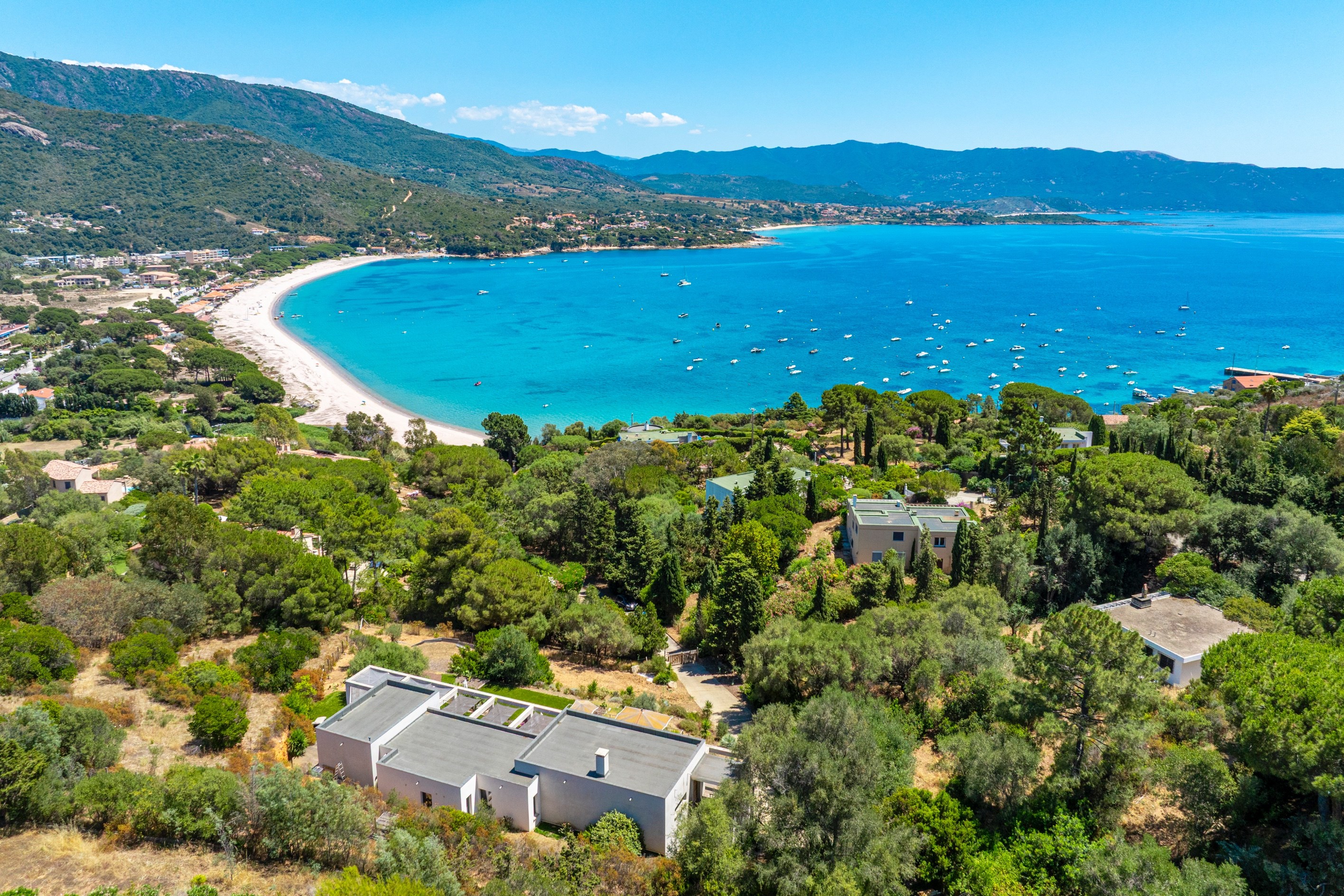  Luxury villa with panoramic sea views and beach accessible on foot – Sagone / A… - 物件實景