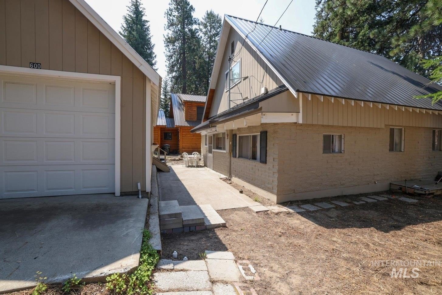 McCall, Idaho, 83638, United States, 4 Bedrooms Bedrooms, ,2 BathroomsBathrooms,Residential,For Sale,1828715
