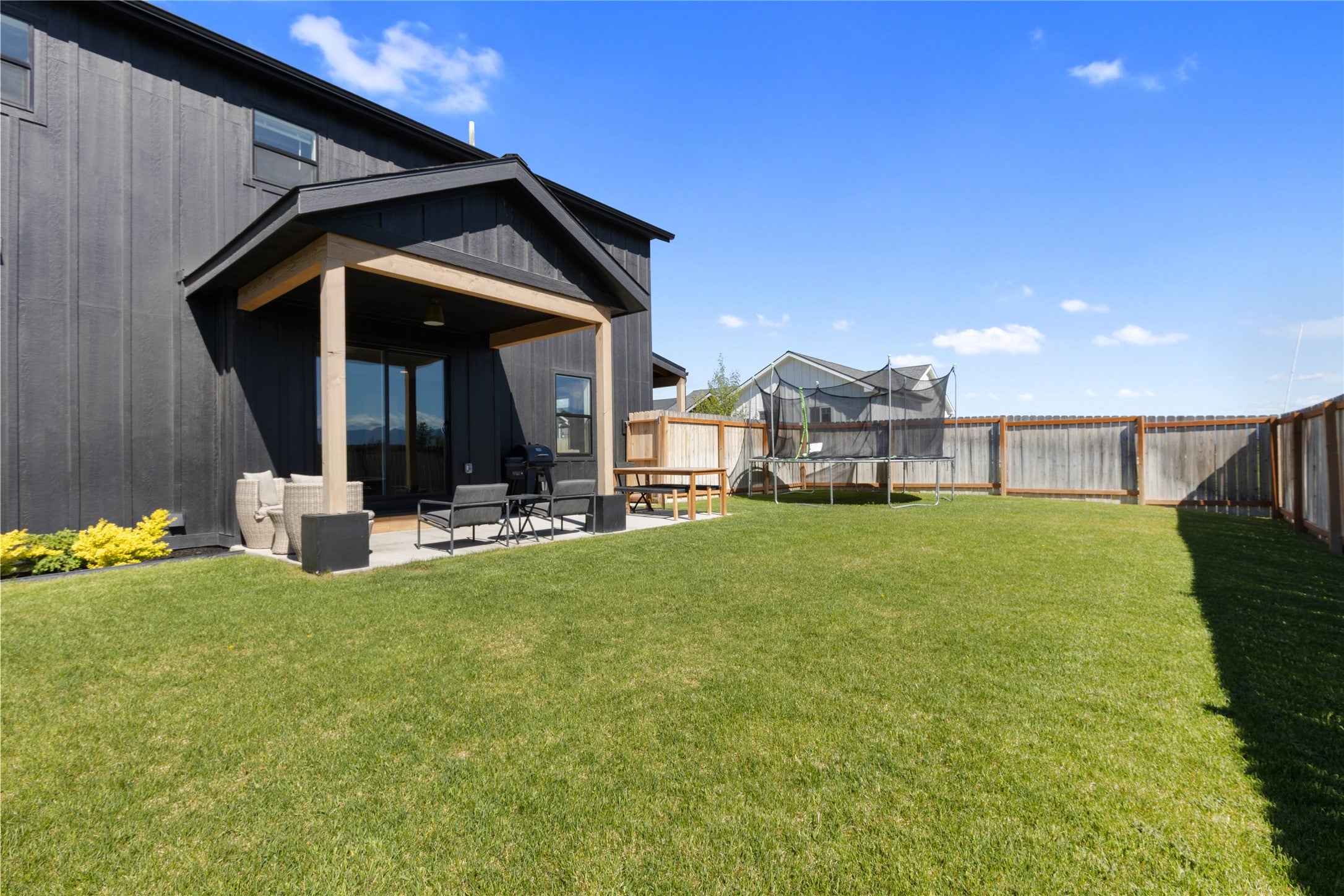 Kalispell, Montana, 59901, United States, 3 Bedrooms Bedrooms, ,3 BathroomsBathrooms,Residential,For Sale,1848783