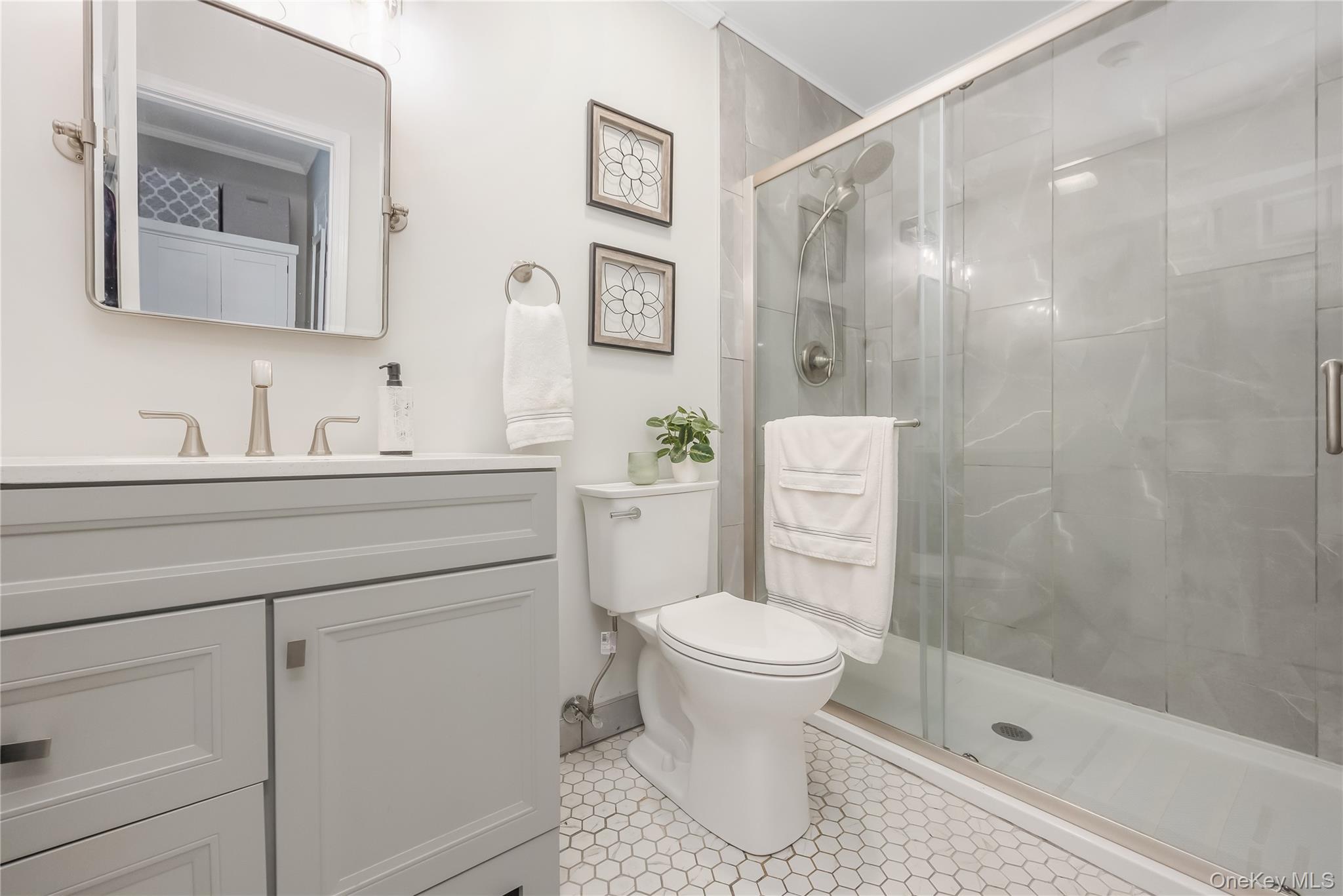 Coram, New York, 11727, United States, 2 Bedrooms Bedrooms, ,2 BathroomsBathrooms,Residential,For Sale,1917396