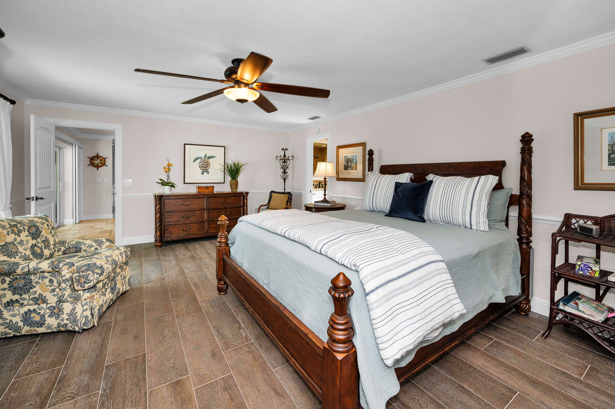 St Petersburg, Florida, 33703, United States, 4 Bedrooms Bedrooms, ,3 BathroomsBathrooms,Residential,For Sale,1978536