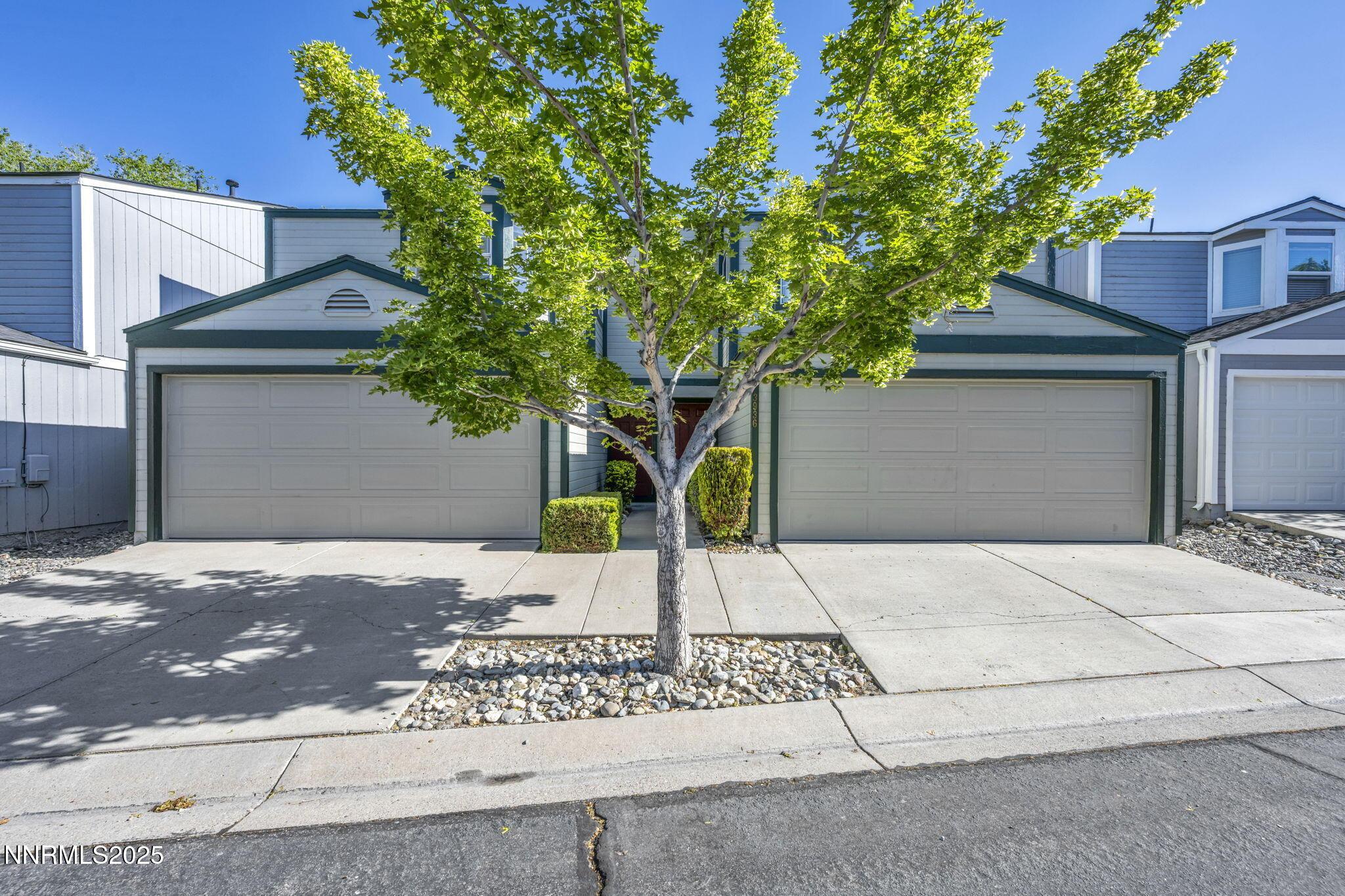 Carson City, Nevada, 89701, United States, ,Residential,For Sale,1826938
